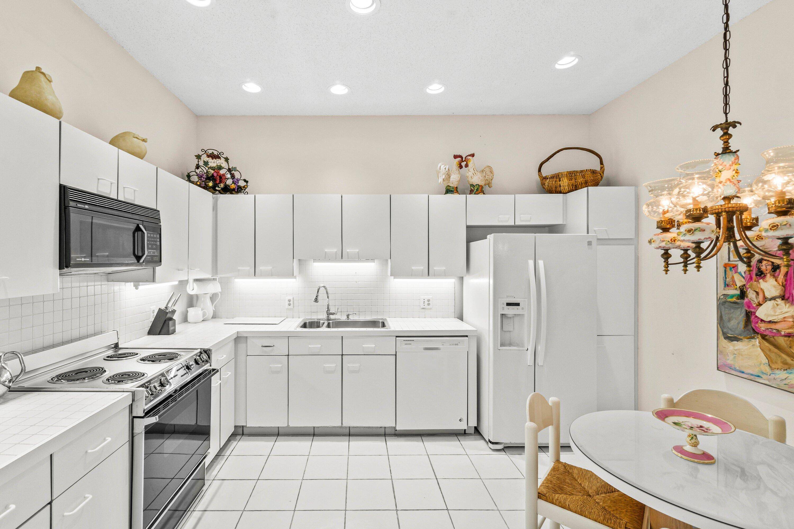 Boca Raton, FL 33496,5184 Lake Catalina DR D