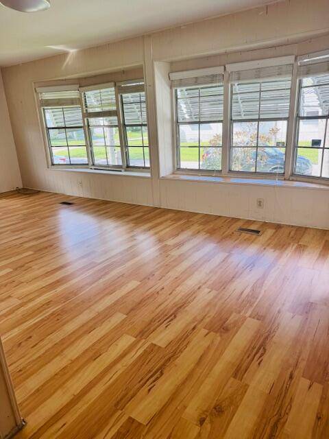 Port Saint Lucie, FL 34952,19 W Caribbean