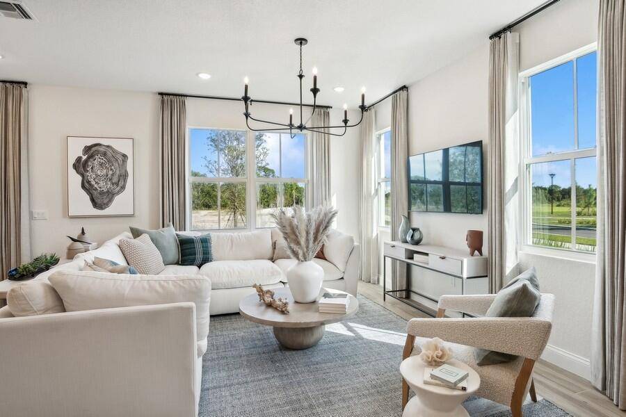 Stuart, FL 34997,160 SE Birch TER 0101