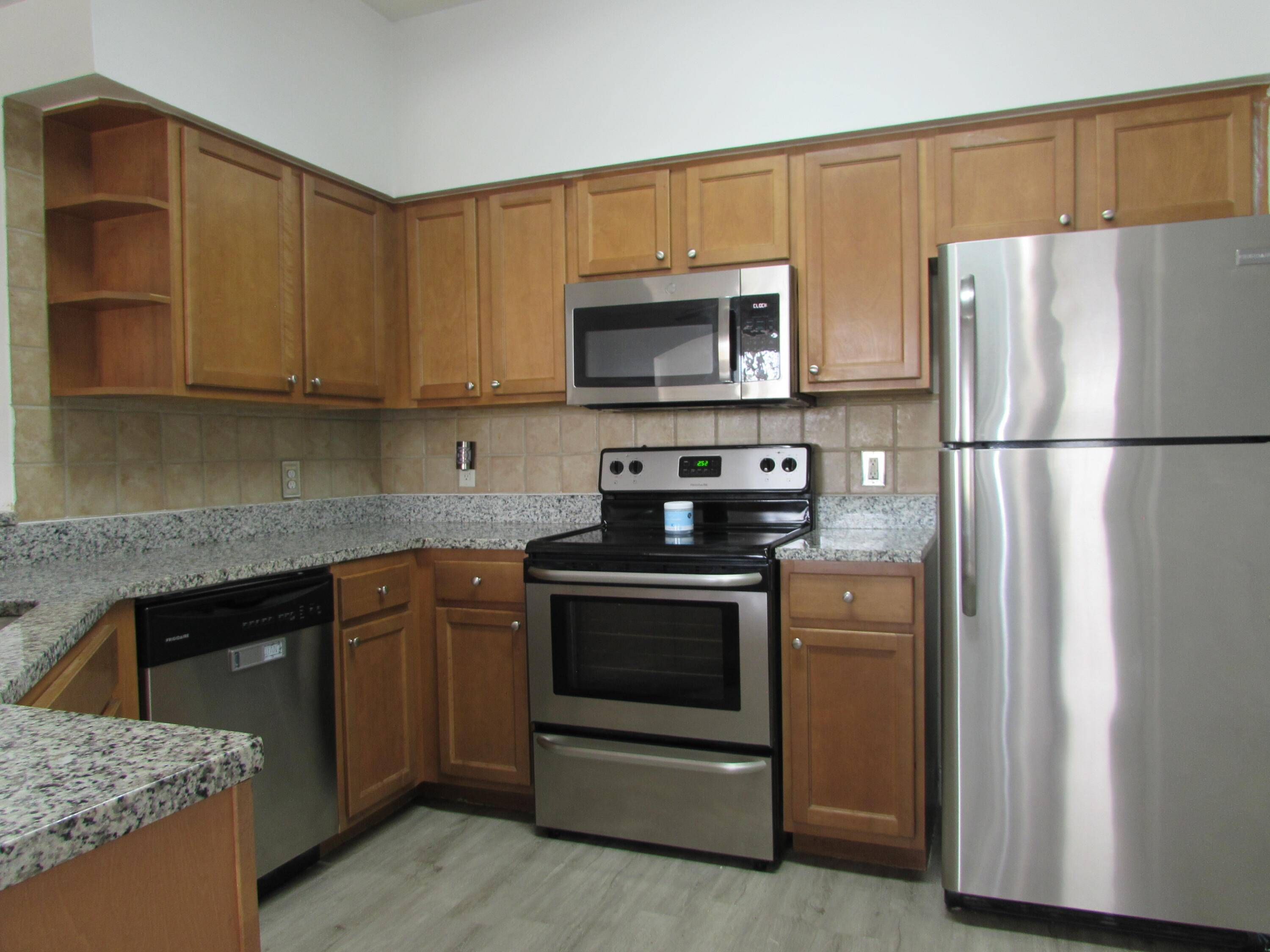 West Palm Beach, FL 33411,9873 Baywinds DR 5107