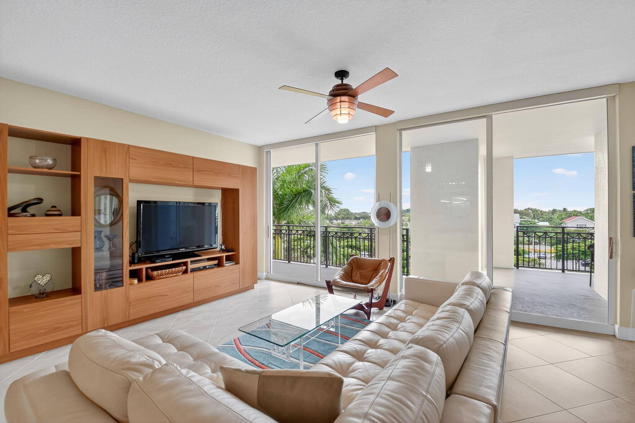 West Palm Beach, FL 33401,550 Okeechobee BLVD 423