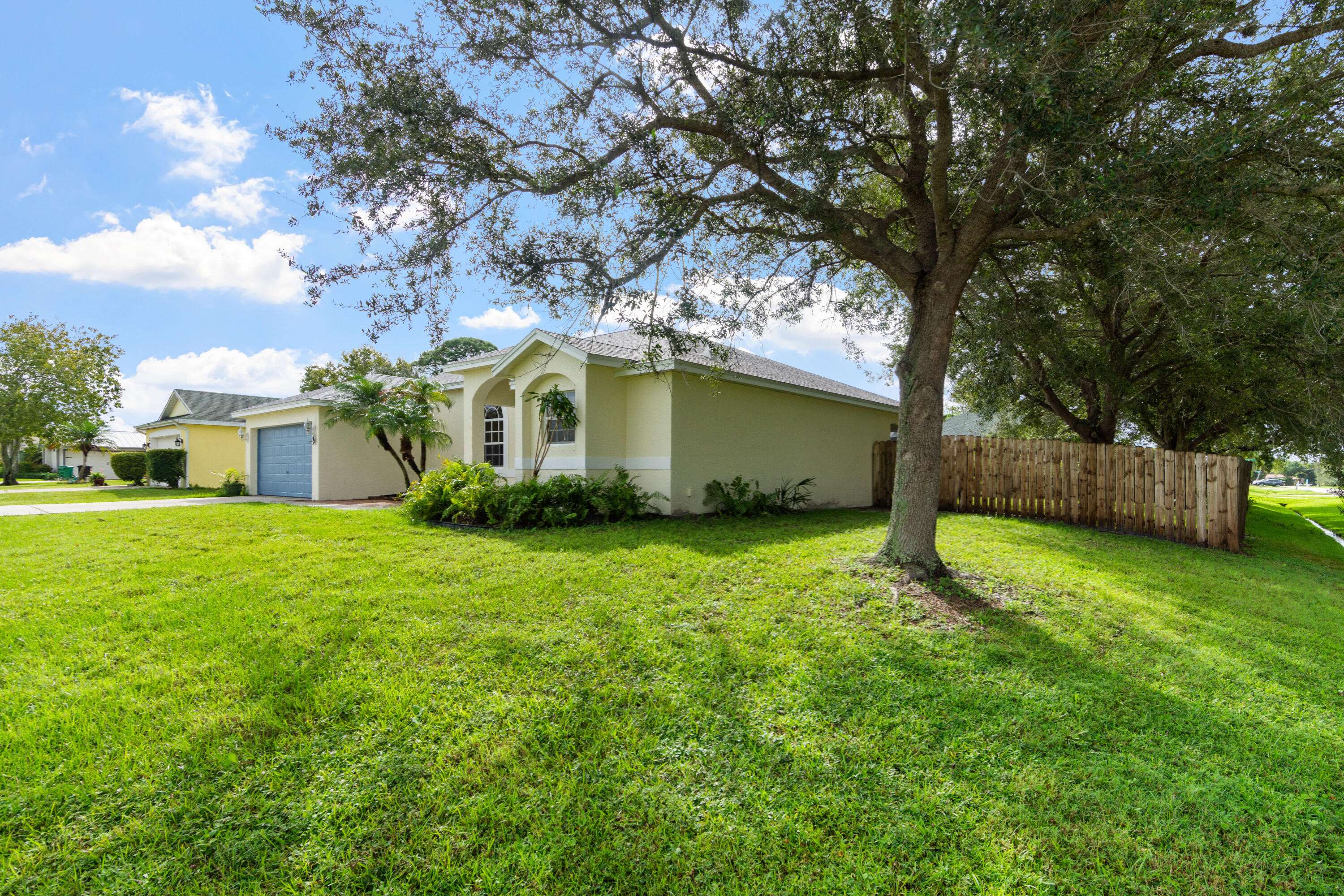 Port Saint Lucie, FL 34952,2430 SE Tiffany AVE