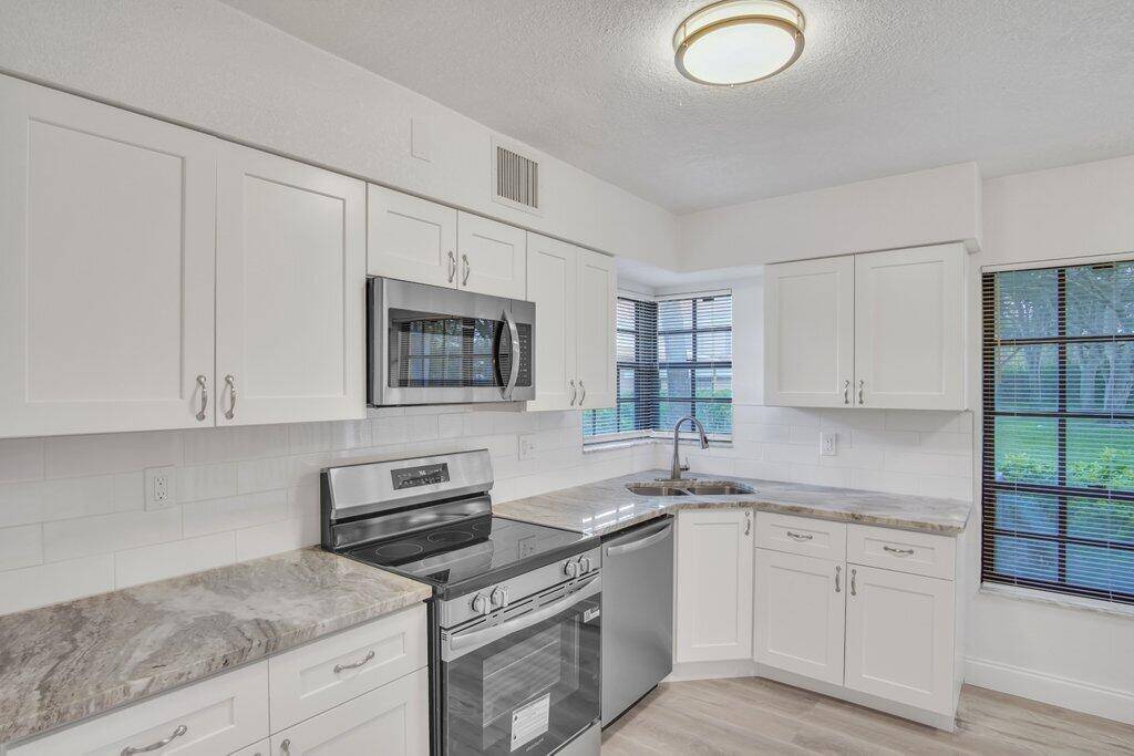 Boca Raton, FL 33487,17388 Boca Club BLVD 201