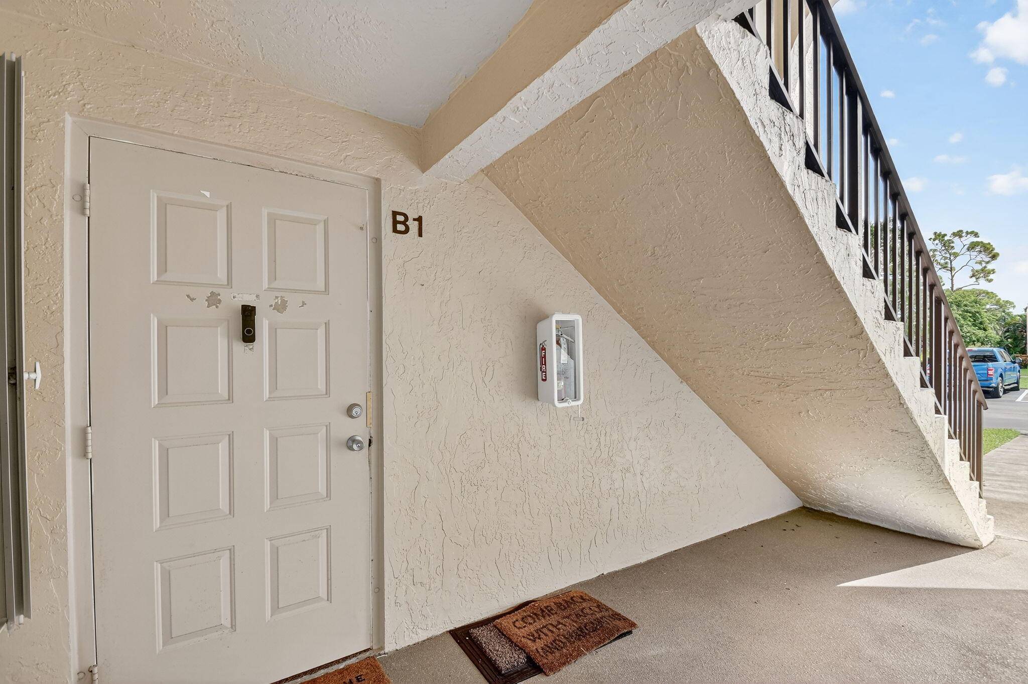 Greenacres, FL 33415,815 Sky Pine WAY B1