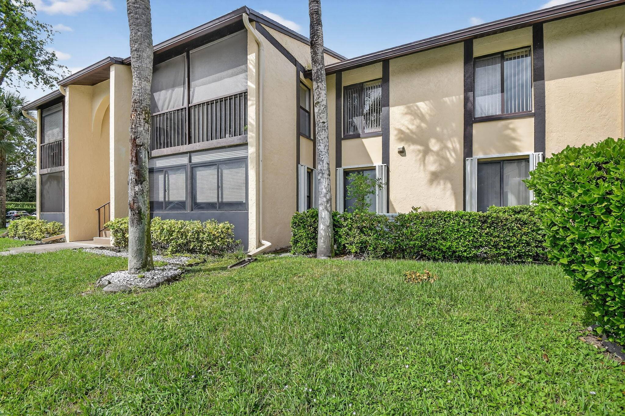 Greenacres, FL 33415,815 Sky Pine WAY B1