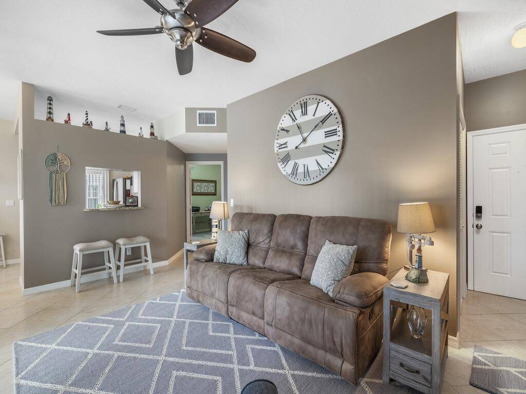 Vero Beach, FL 32966,1910 Westminster CIR 14-3