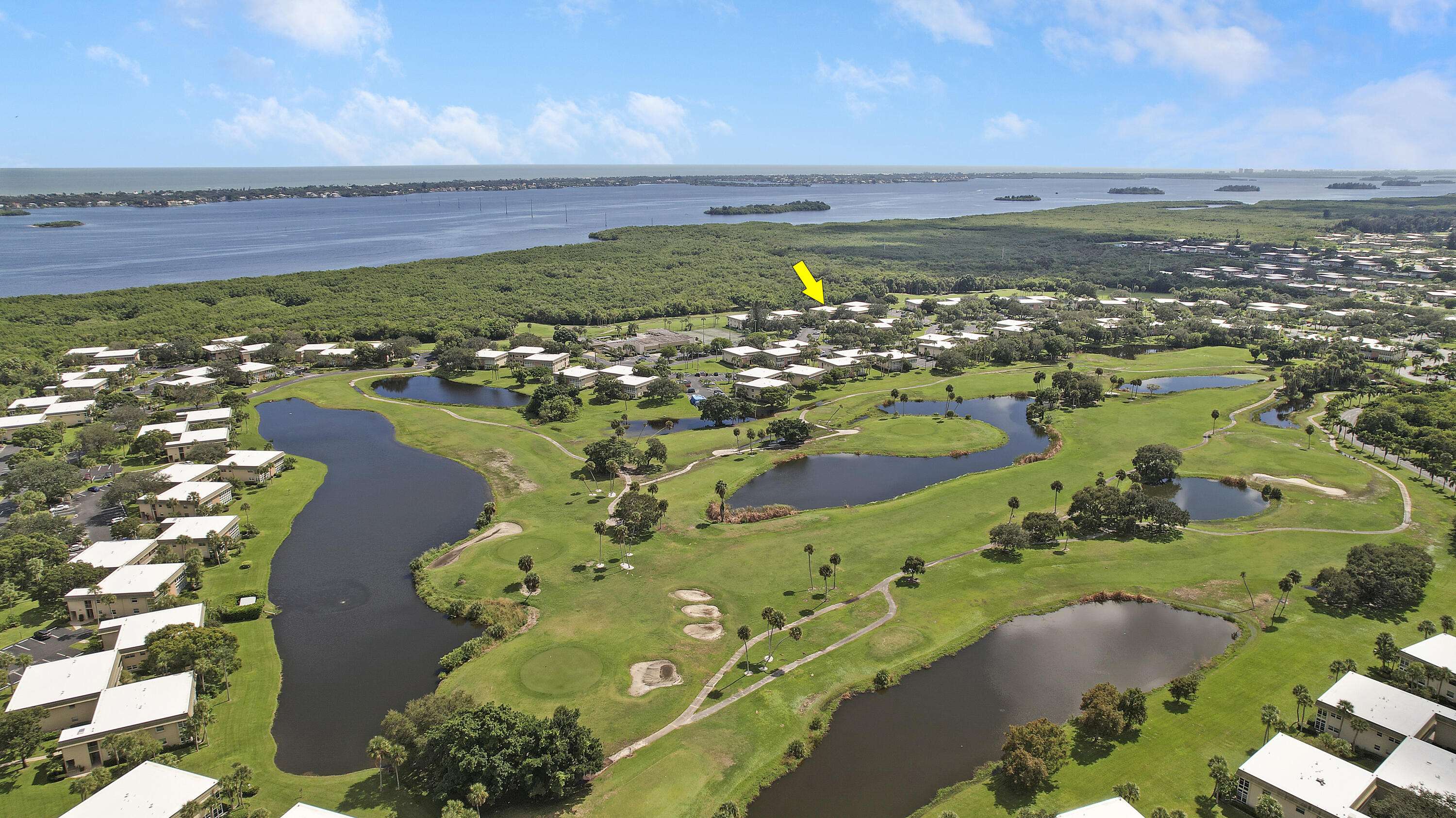 Vero Beach, FL 32962,16 Vista Gardens TRL 106