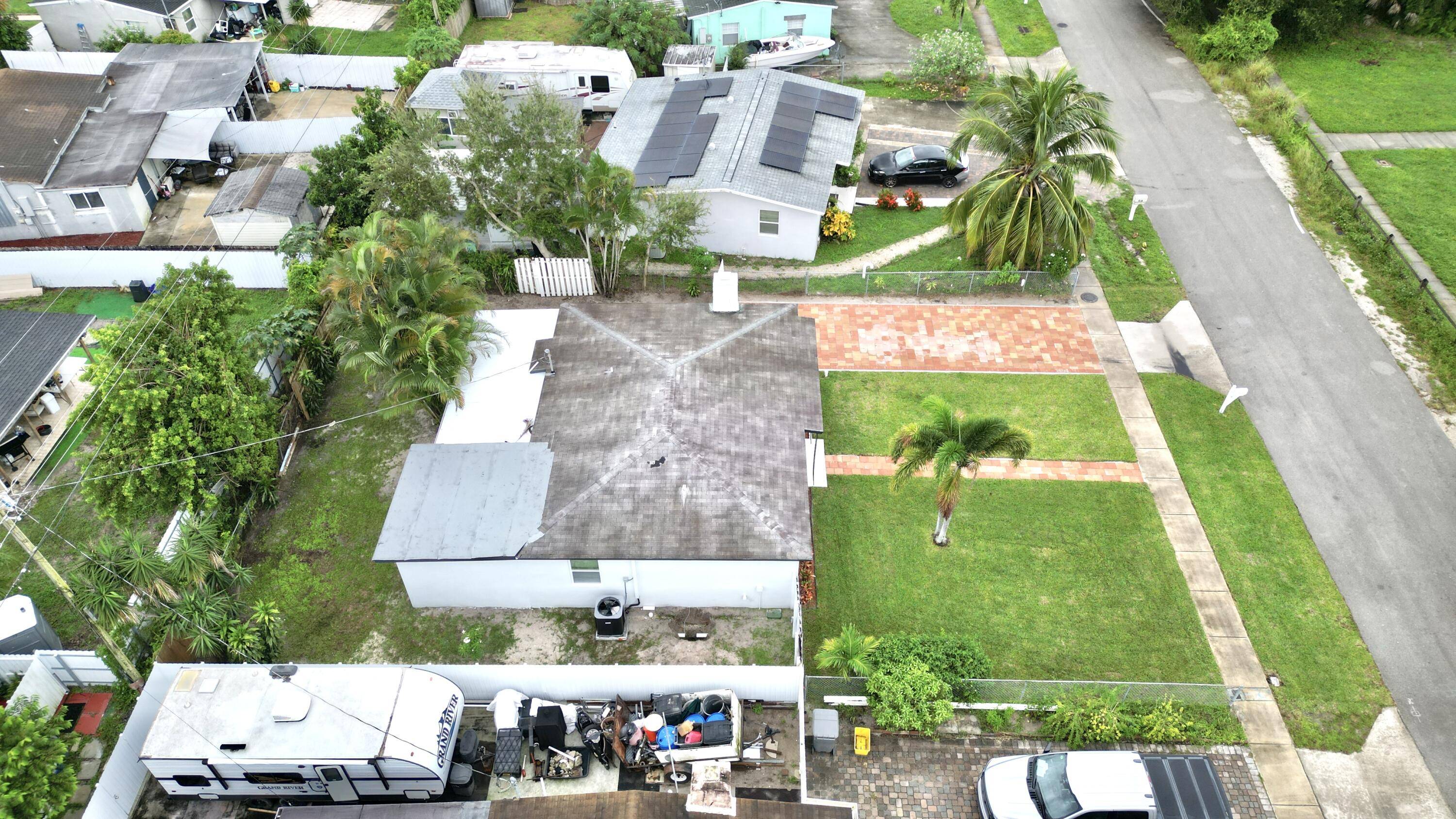 West Palm Beach, FL 33409,512 Aspen RD