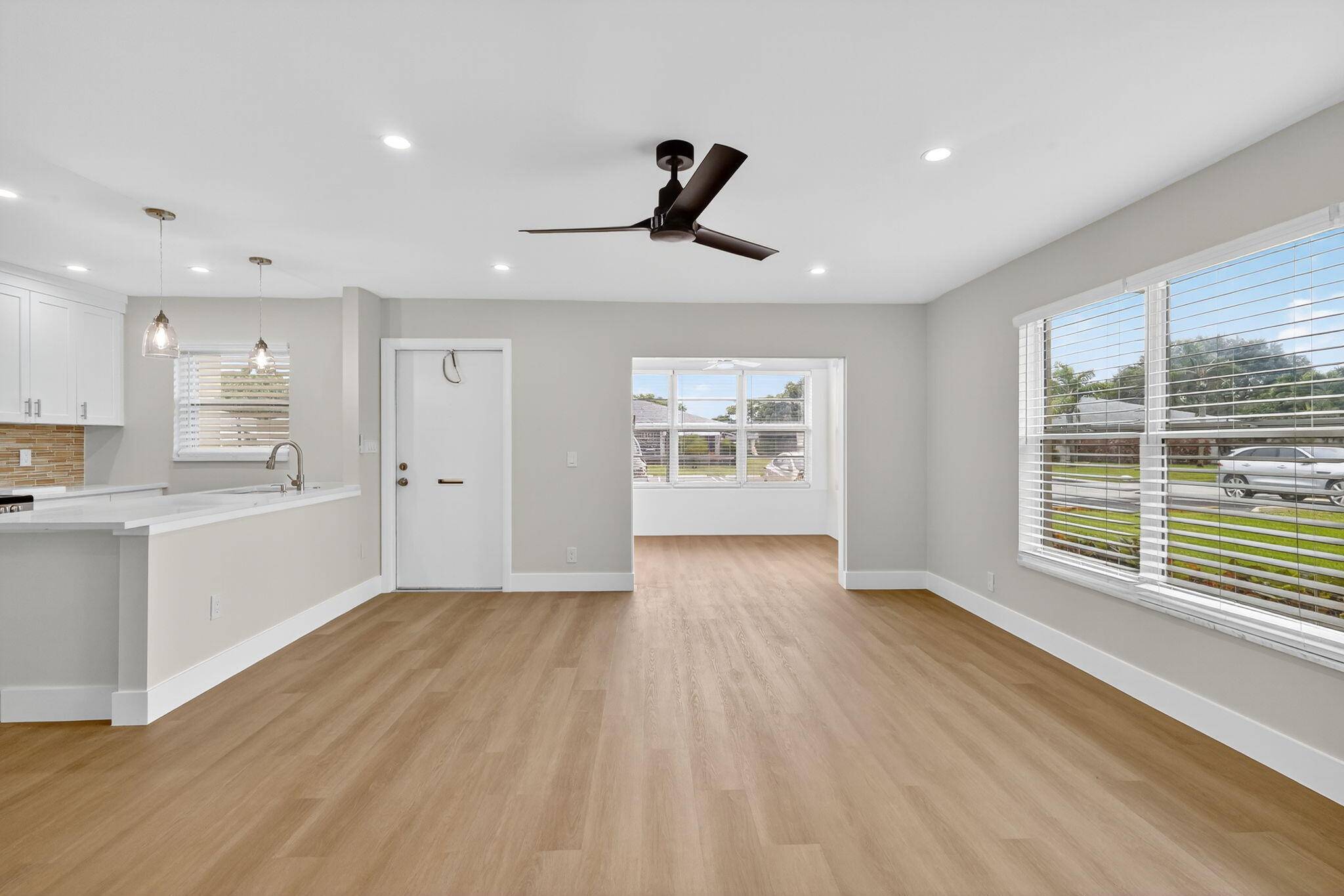 Delray Beach, FL 33445,955 Circle DR A