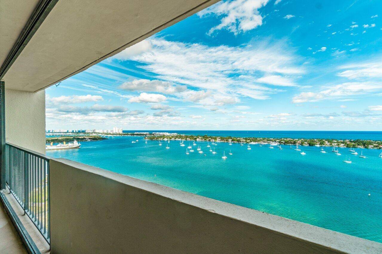 West Palm Beach, FL 33407,5600 N Flagler DR Ph 108