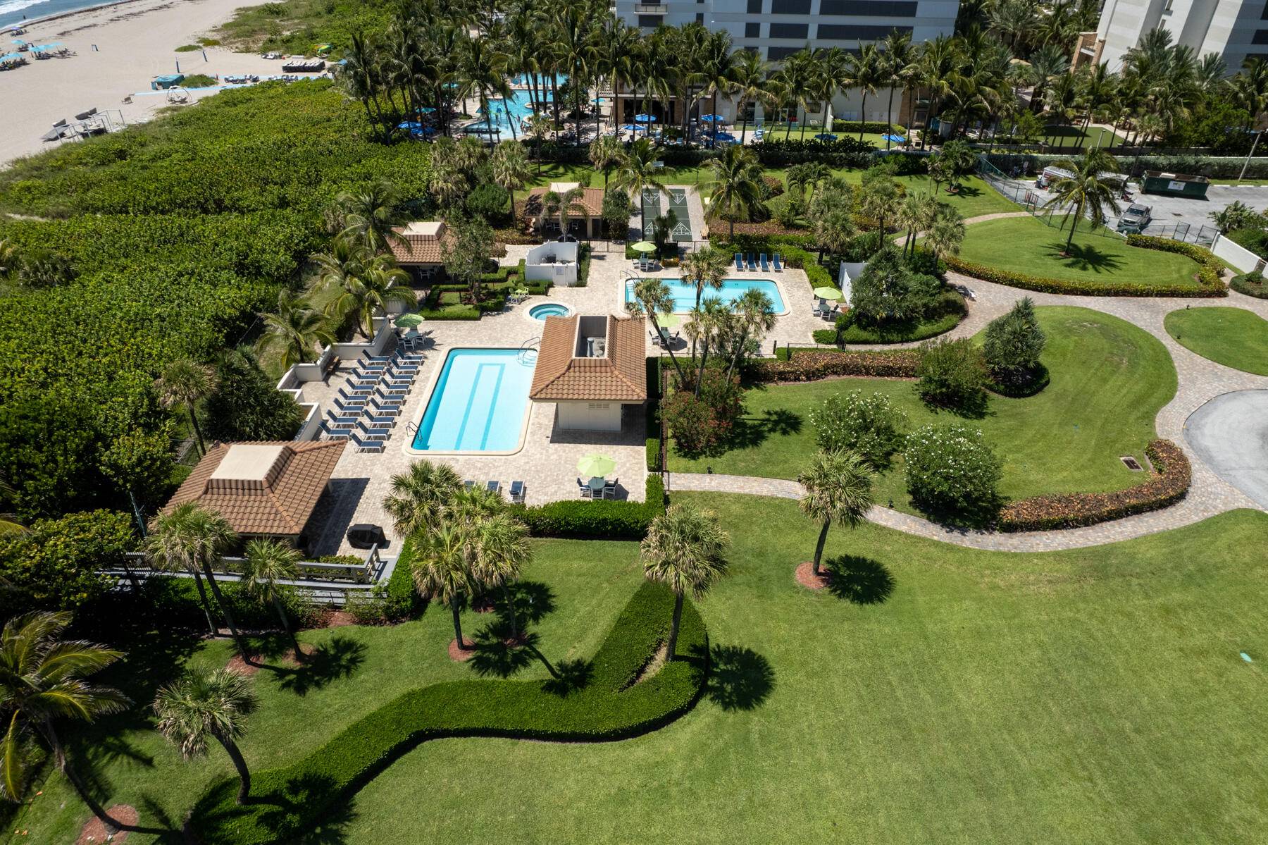 Singer Island, FL 33404,3400 N Ocean DR 2002