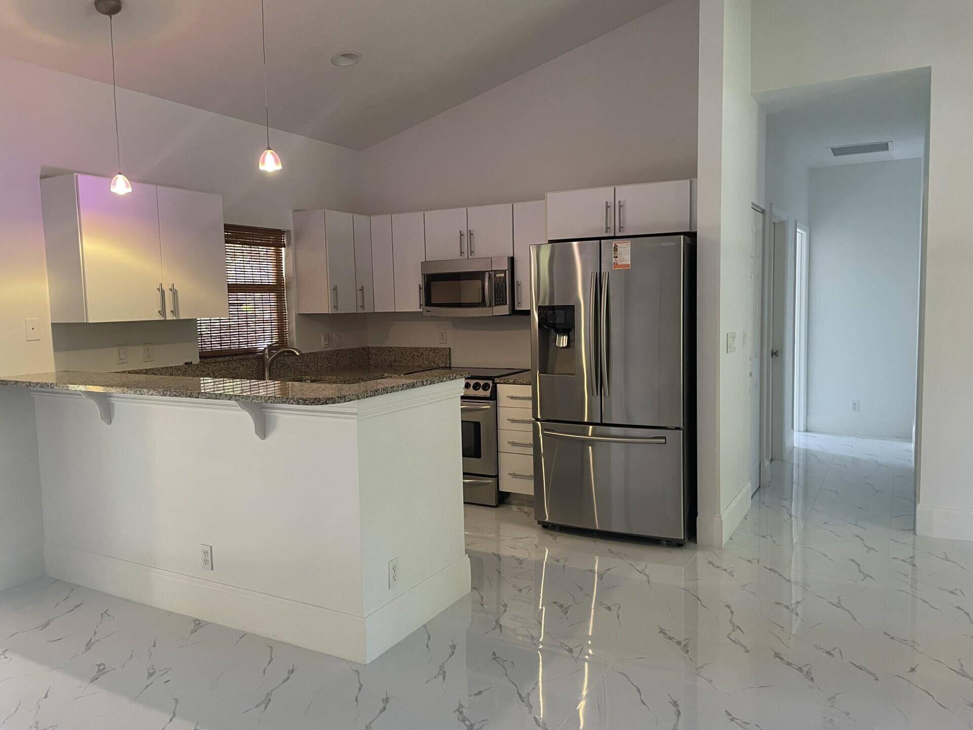 Loxahatchee, FL 33470,6021 N 180th AVE (Guest House)