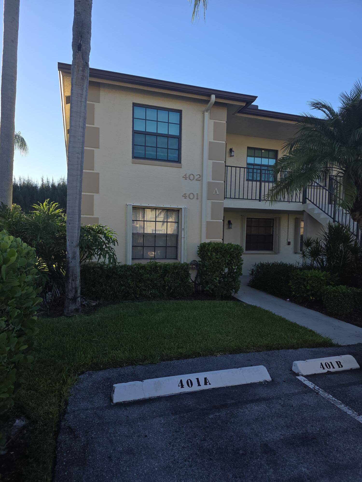 Jupiter, FL 33458,401 Pinecrest CIR A
