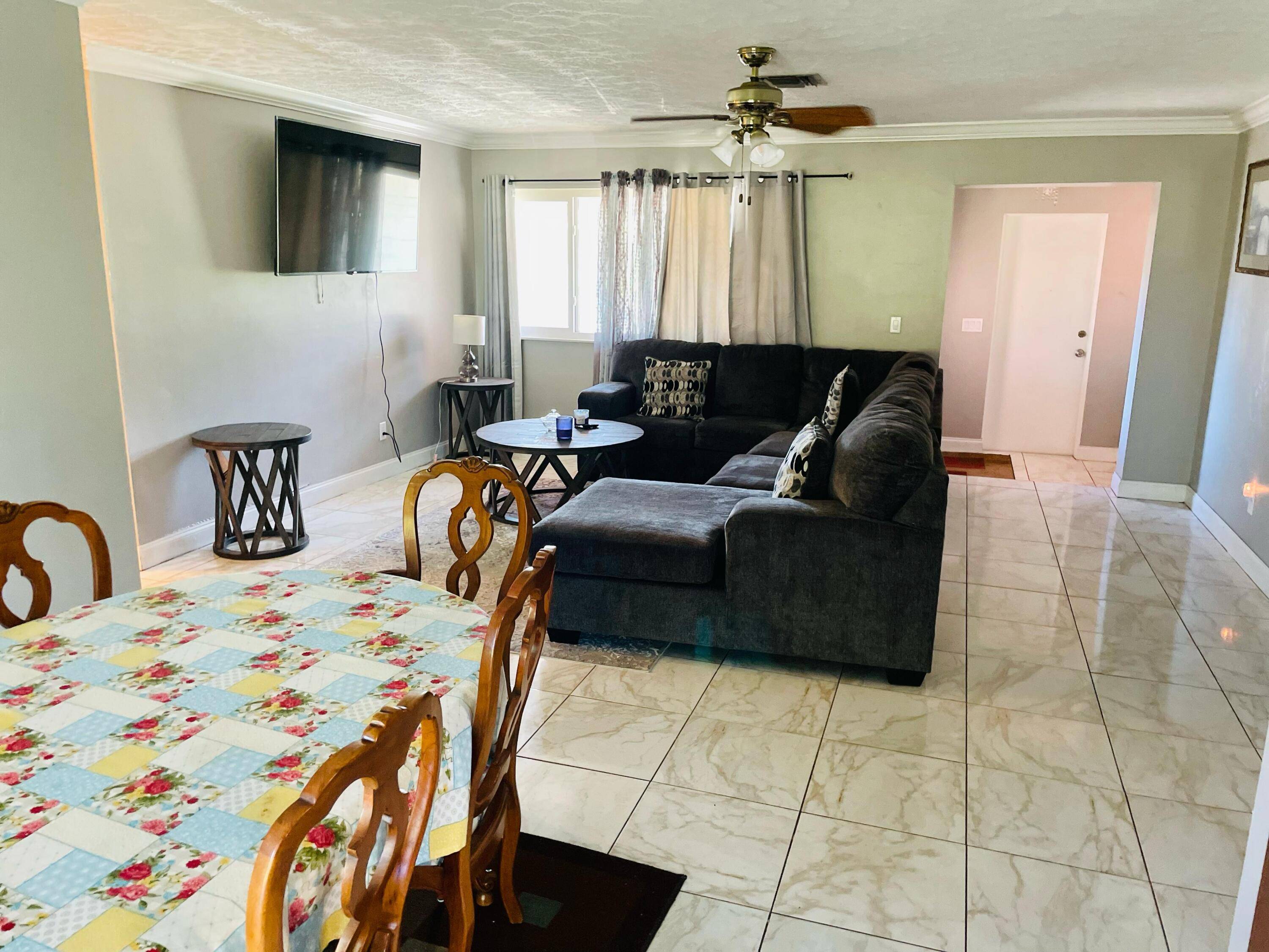 Port Saint Lucie, FL 34983,1832 SE Floresta DR