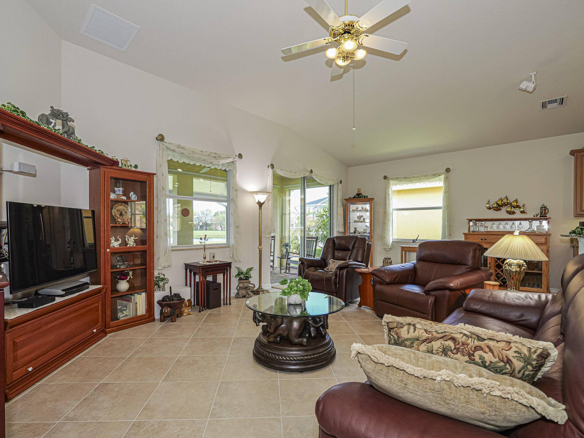 Vero Beach, FL 32966,6264 Thames PL
