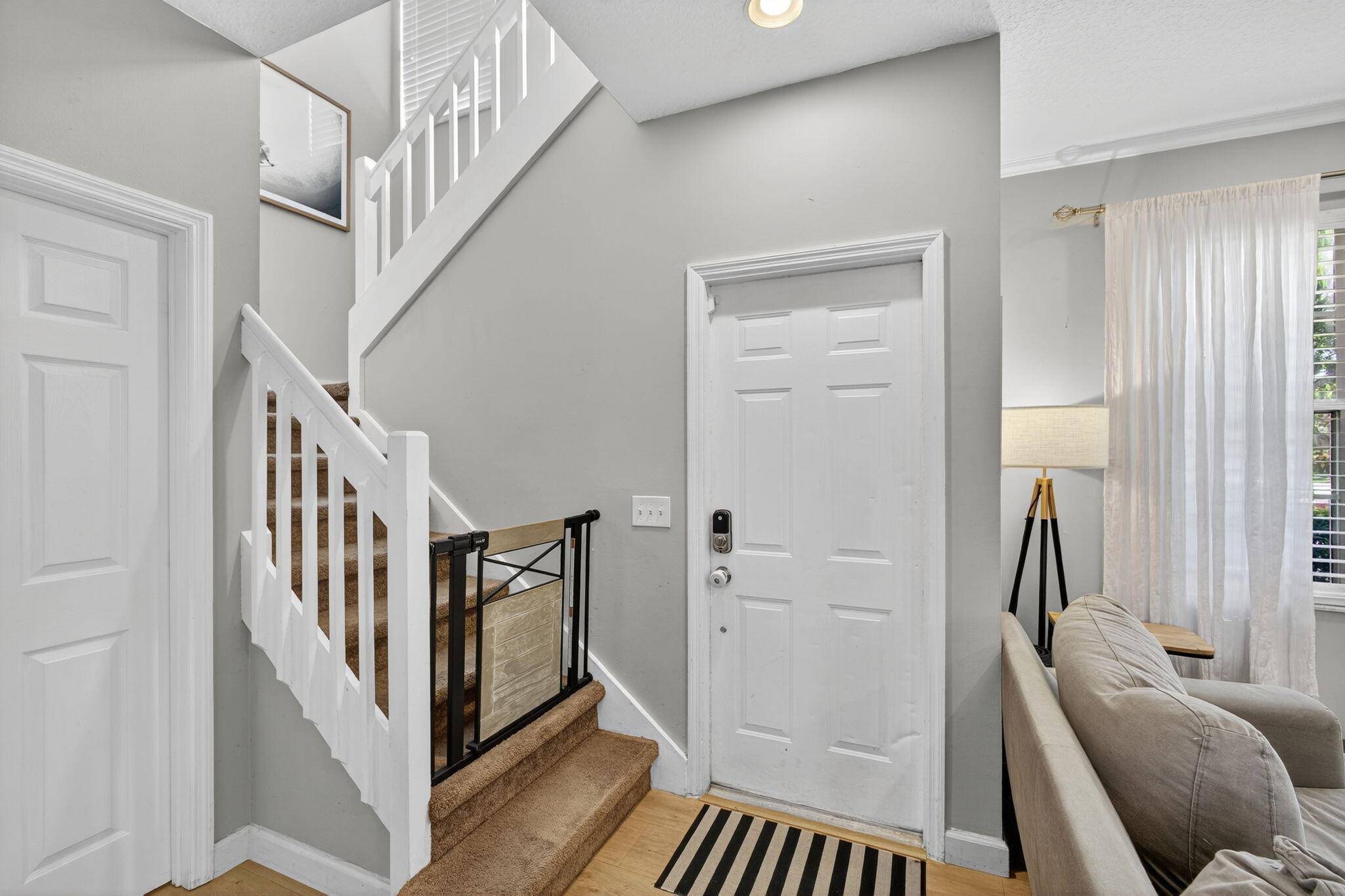 Jupiter, FL 33458,279 Live Oak LN