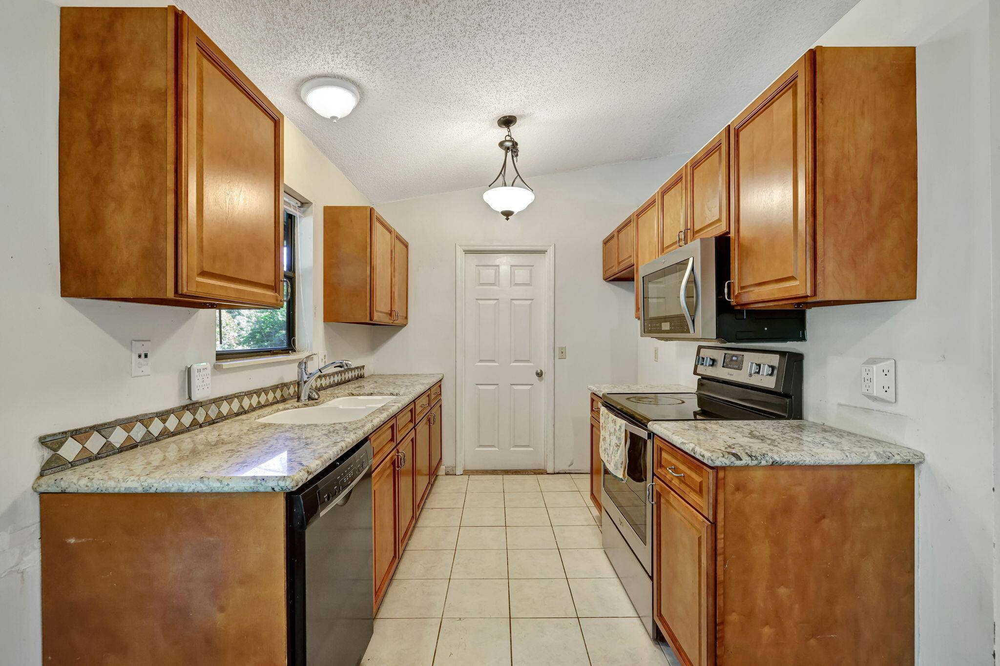 Fort Pierce, FL 34951,7902 Holopaw AVE