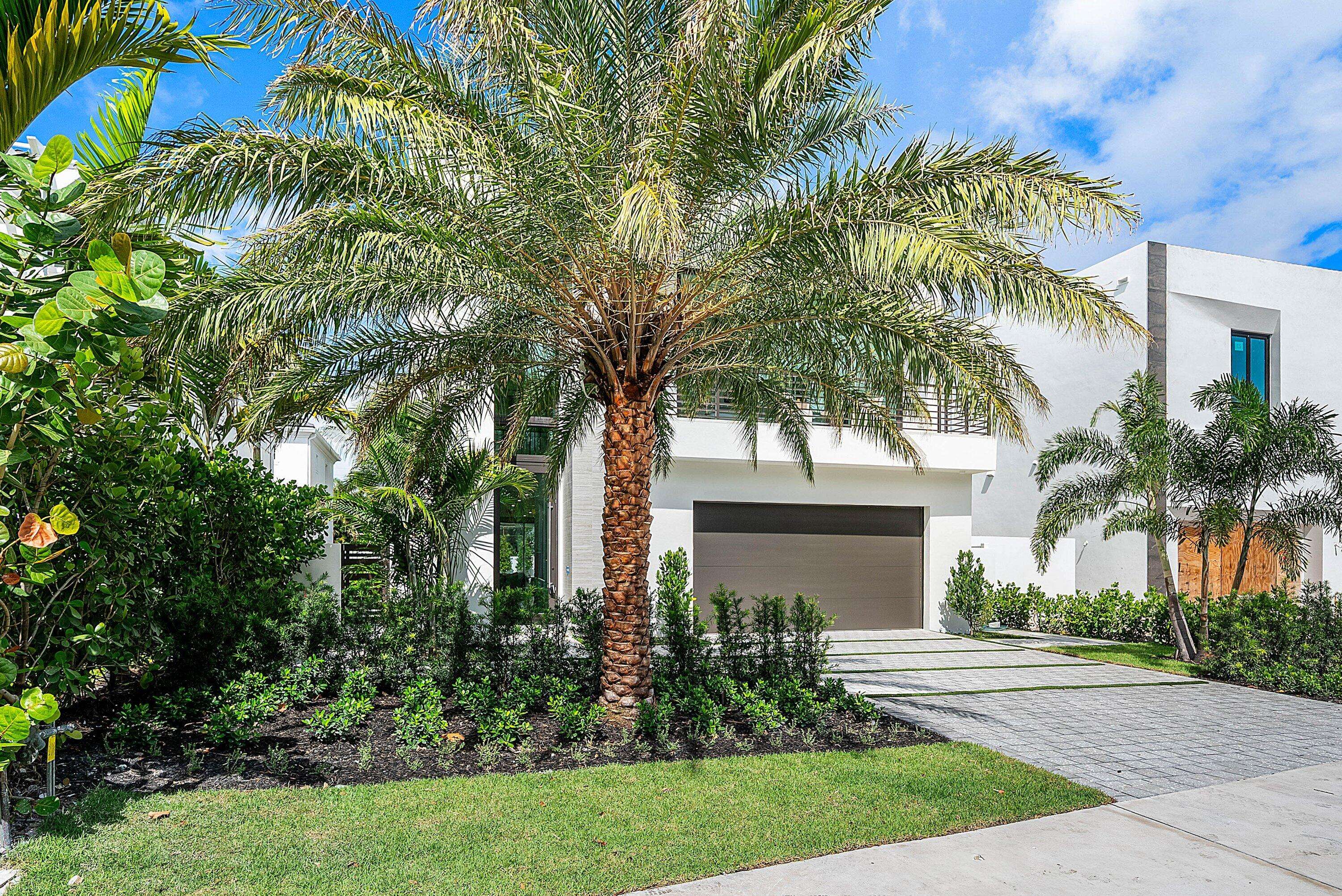 Delray Beach, FL 33483,721 N Lake AVE