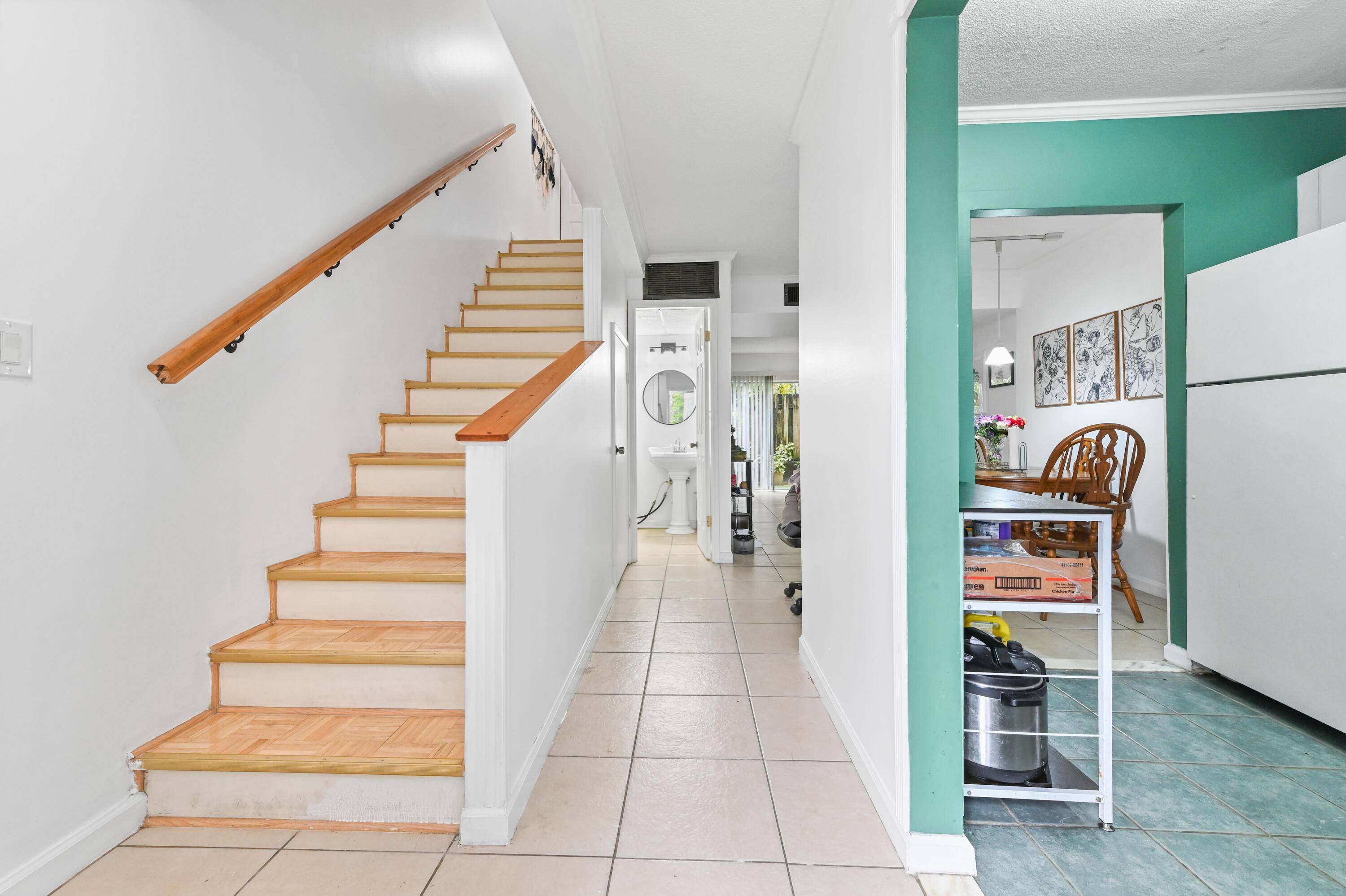 Oakland Park, FL 33311,803 W Oakland Park BLVD A7