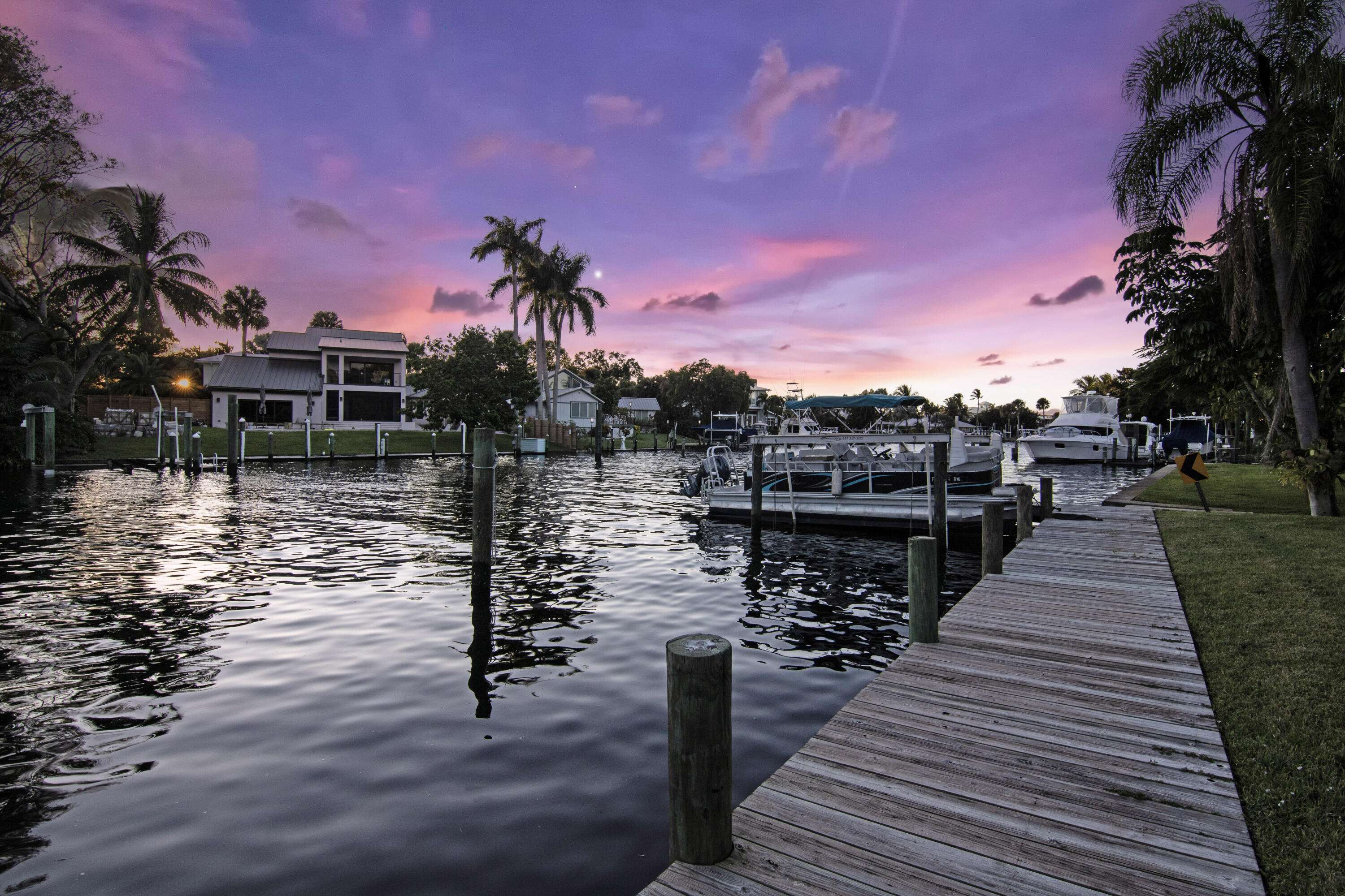 Stuart, FL 34996,310 SE Cardinal WAY