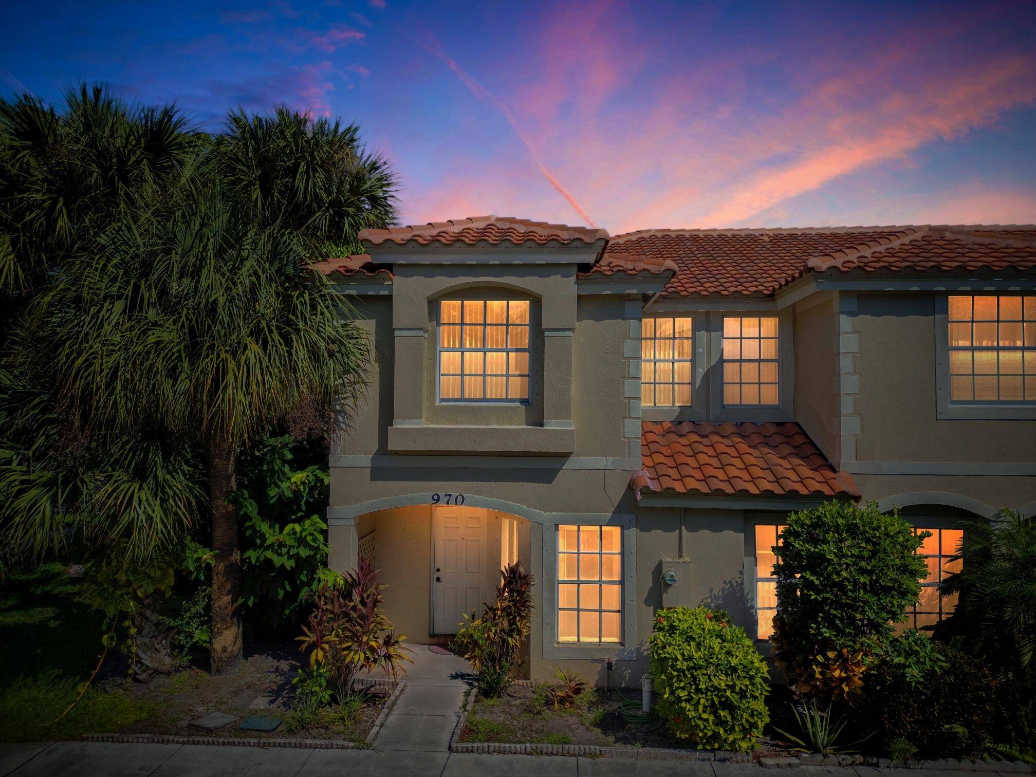 West Palm Beach, FL 33406,970 Summit Lake DR