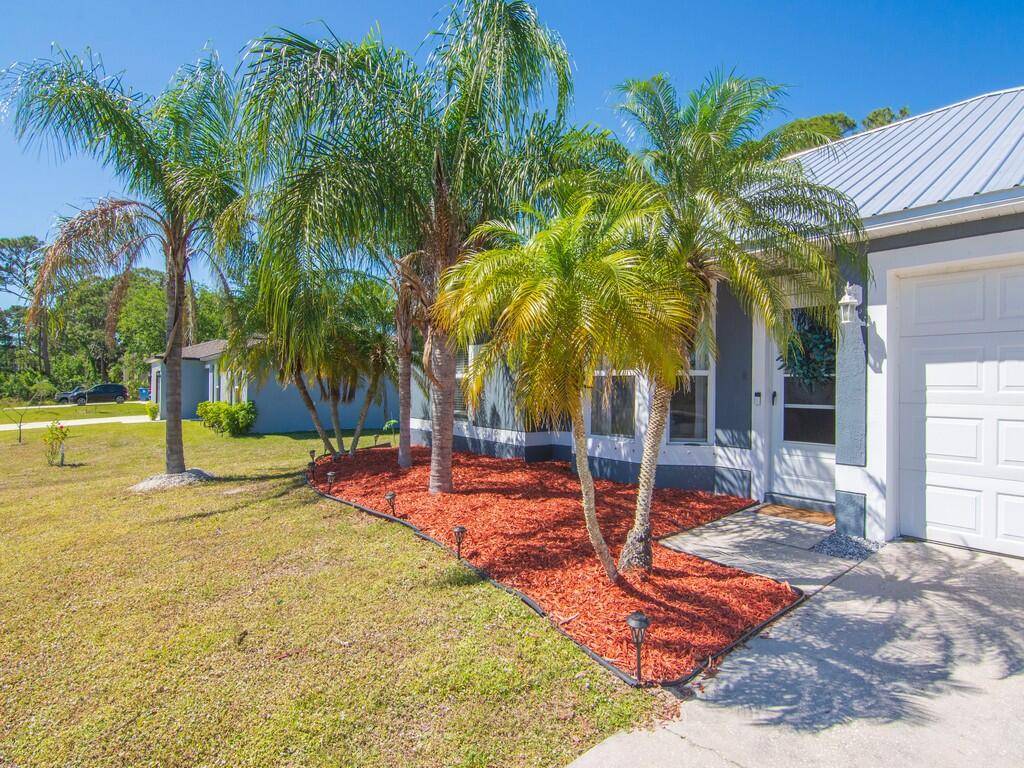 Palm Bay, FL 32909,1171 SE Larkspur ST