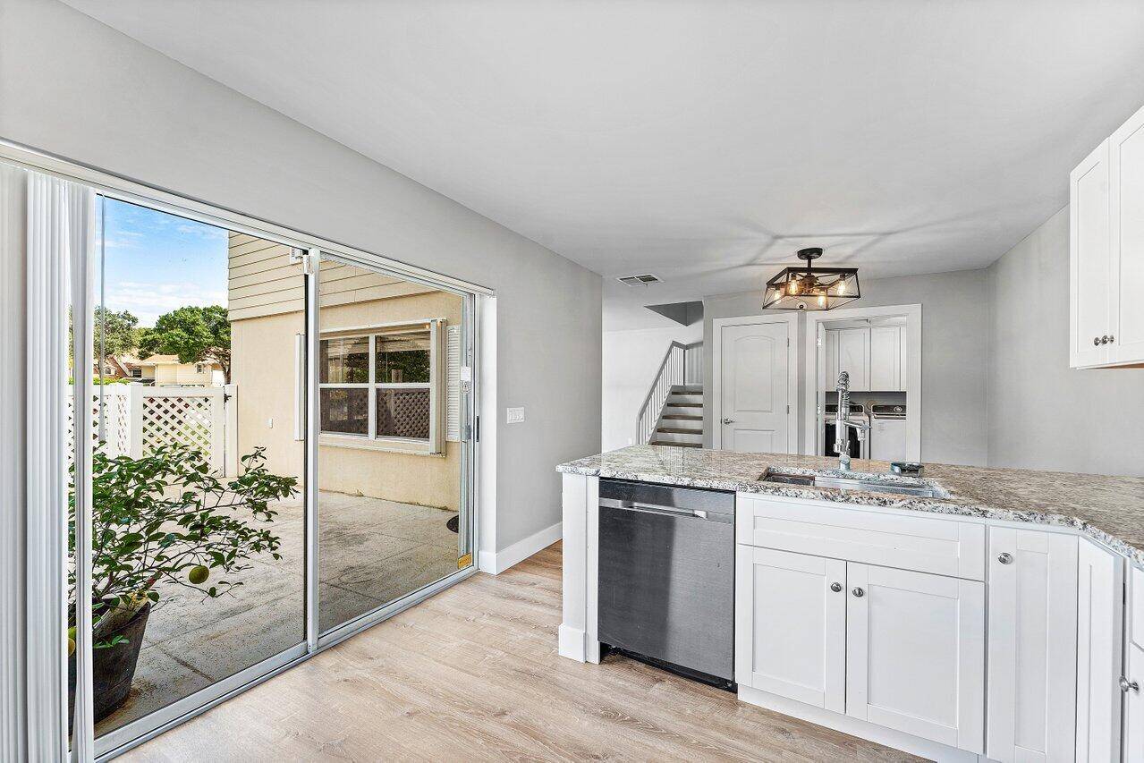 Lake Clarke Shores, FL 33406,8132 Sedgewick CT 32a