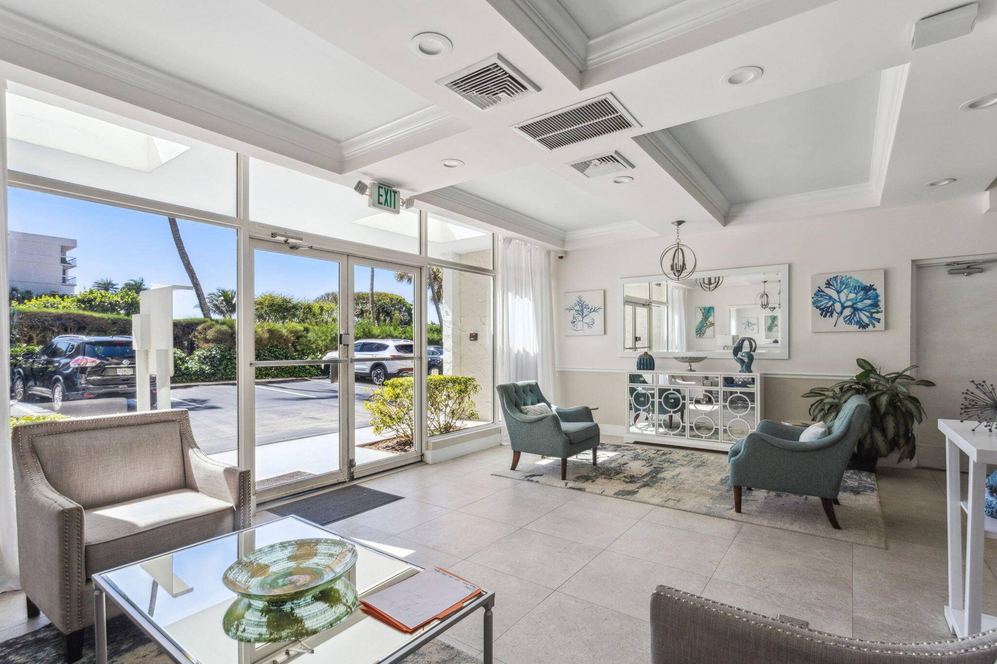 Palm Beach, FL 33480,3230 S Ocean BLVD D607