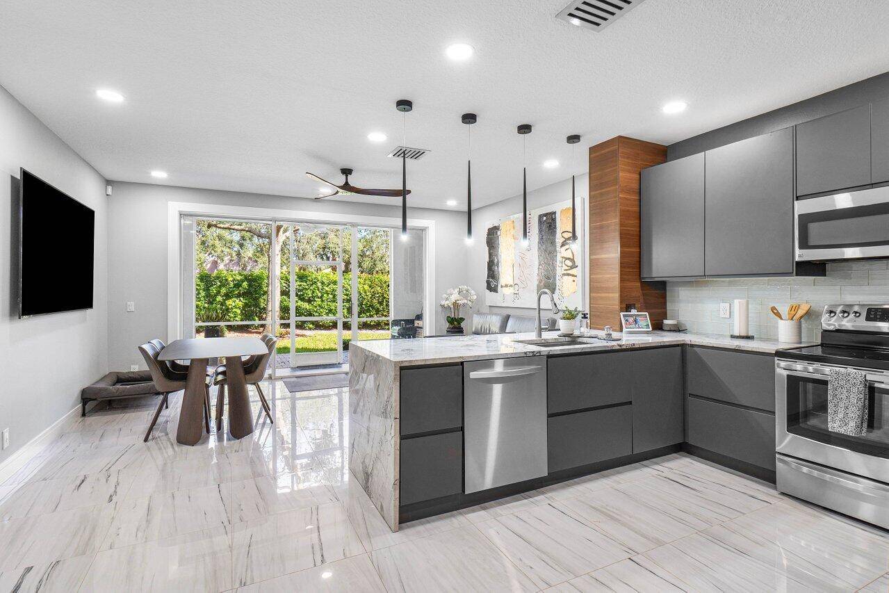 Boynton Beach, FL 33472,9893 Porta Leona LN