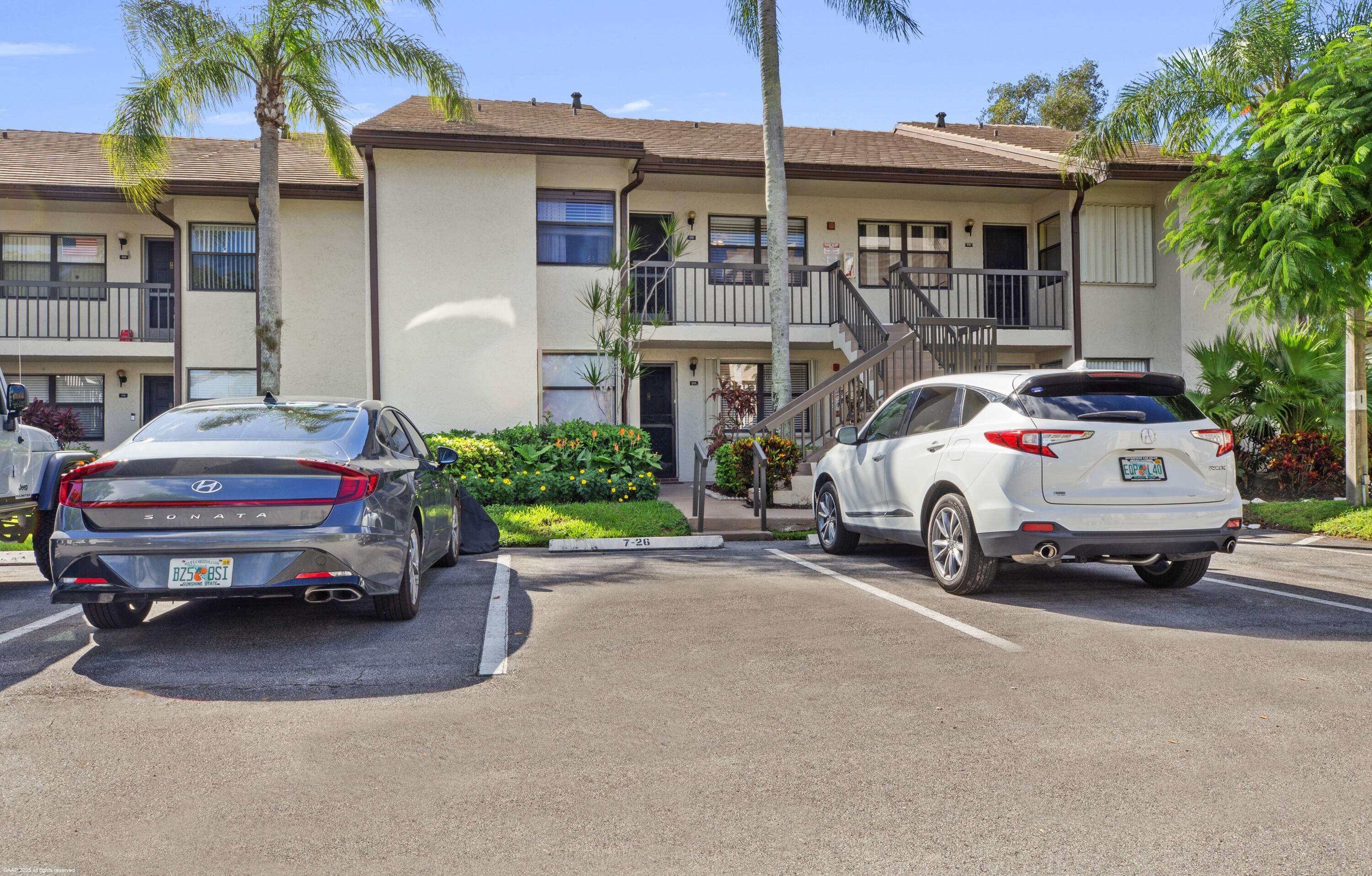 Lake Worth, FL 33467,7698 Tahiti LN 105