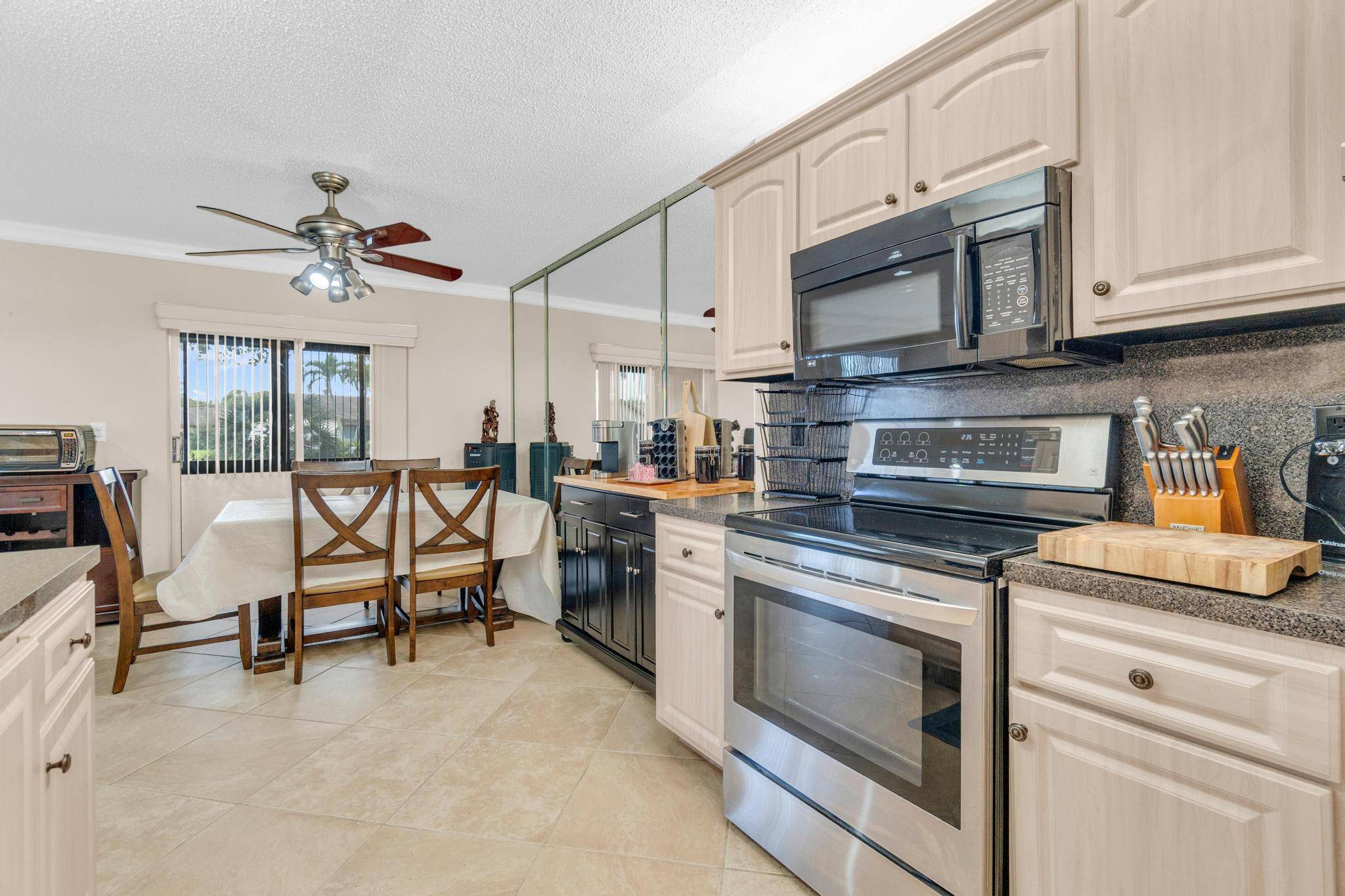Delray Beach, FL 33484,5755 Doris CT