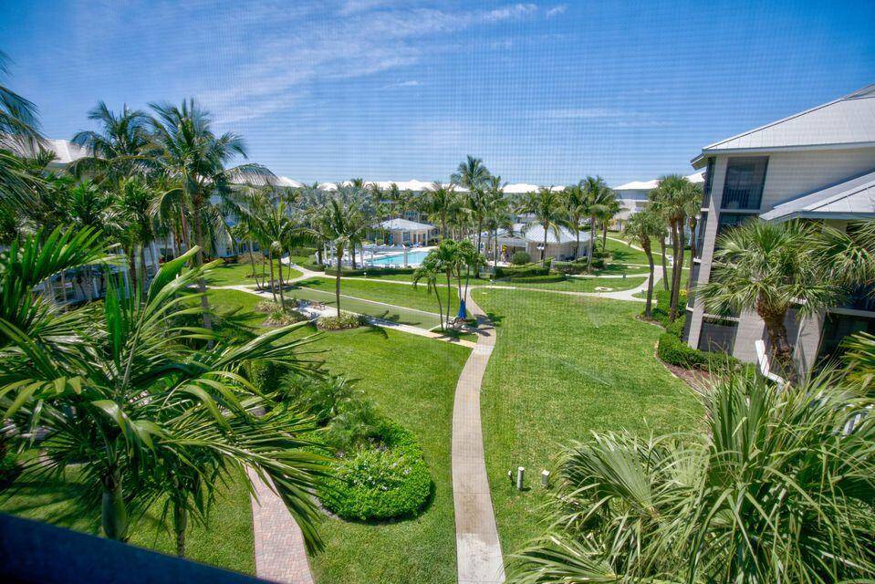 Juno Beach, FL 33408,143 N Bay Colony DR