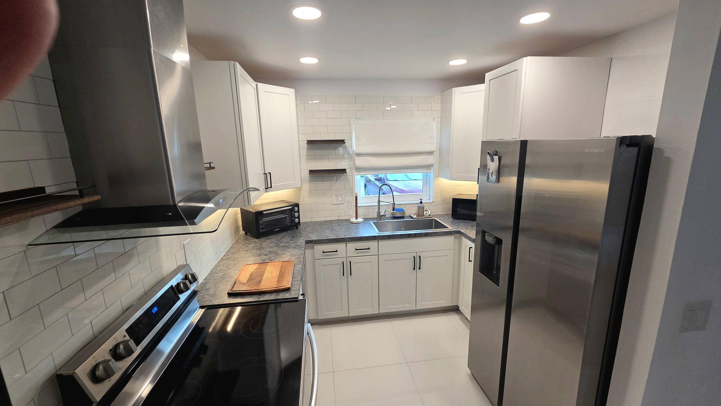 West Palm Beach, FL 33415,2568 E Dudley DR G