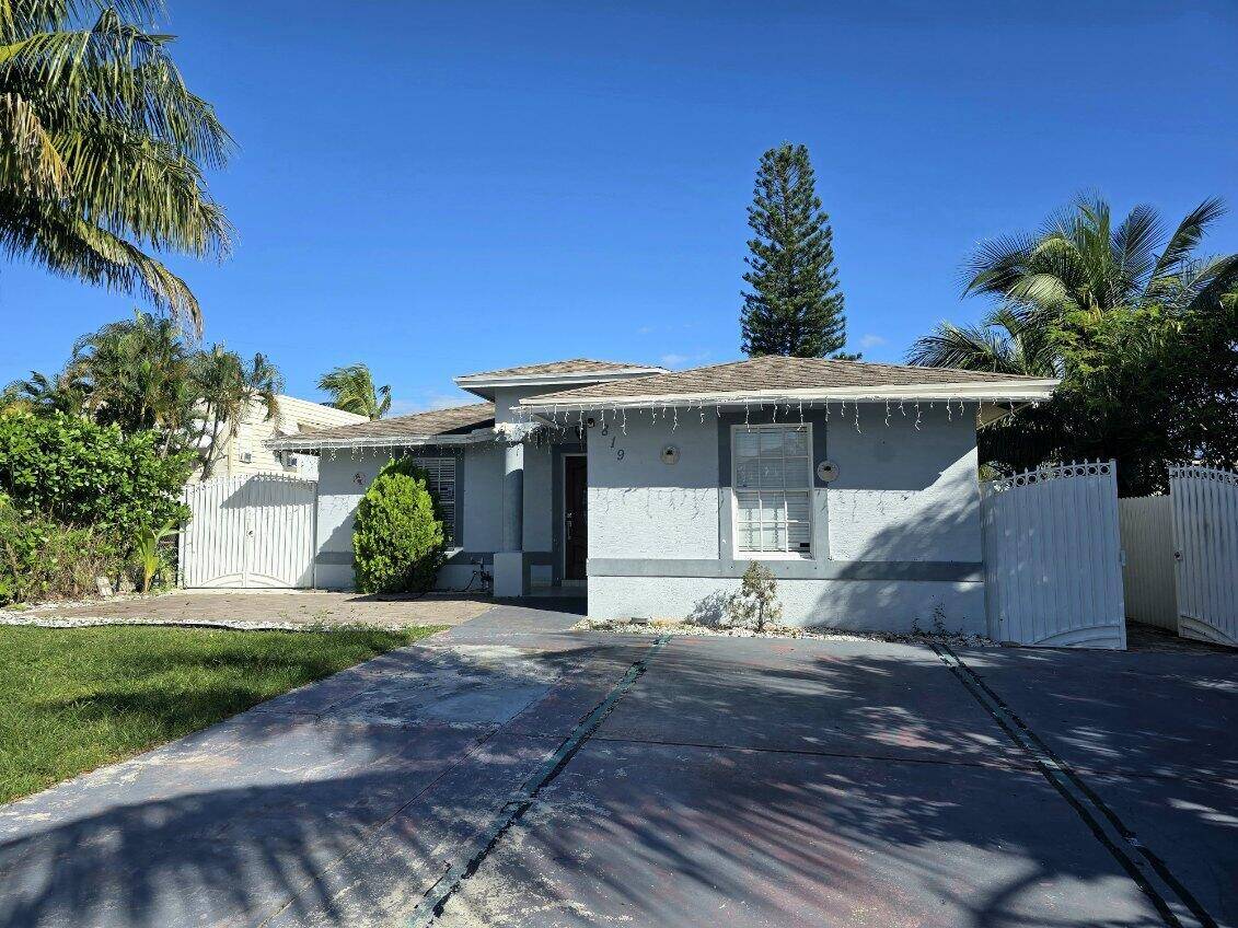 West Palm Beach, FL 33405,819 Hansen ST