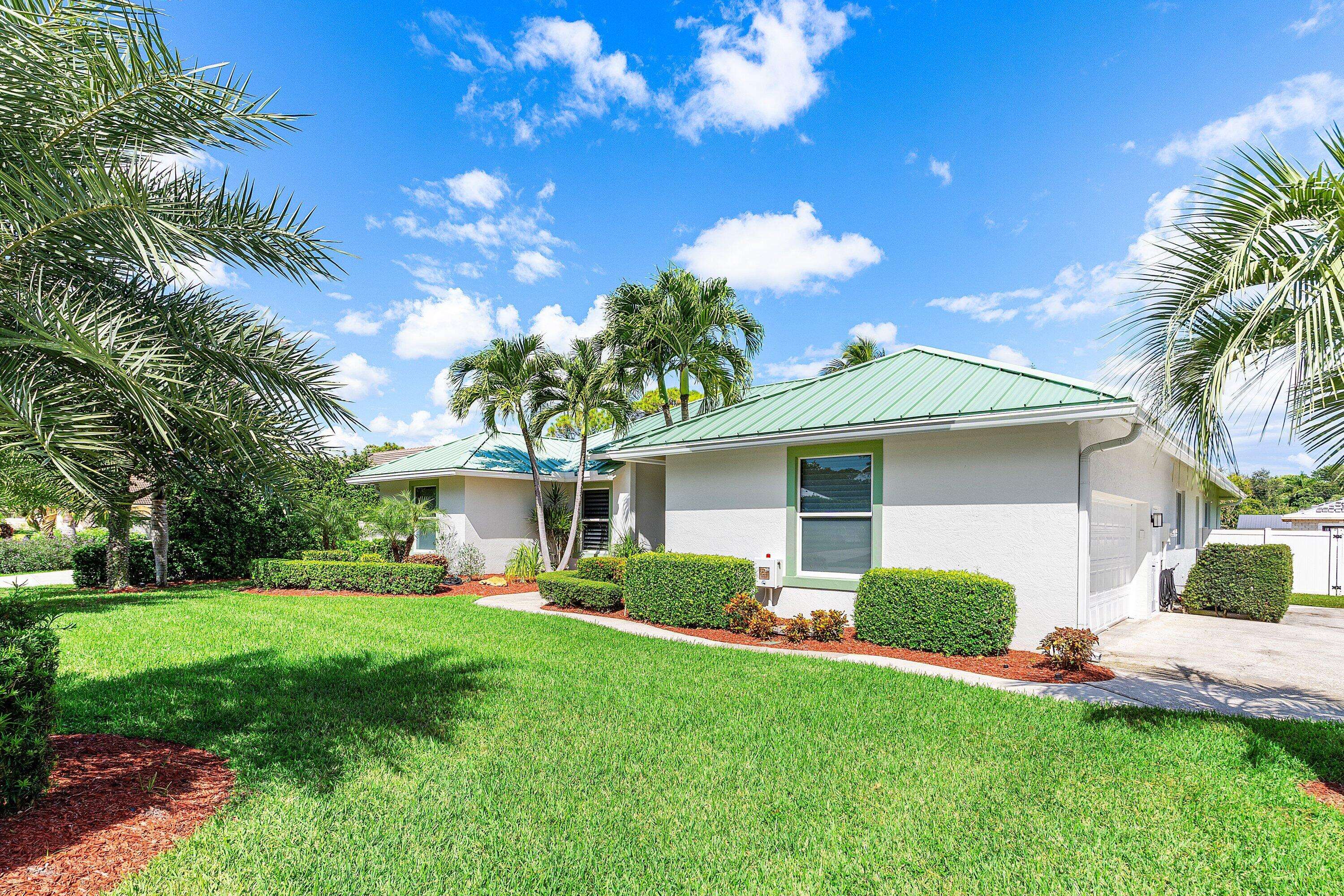Jupiter, FL 33458,5661 Old Mystic CT