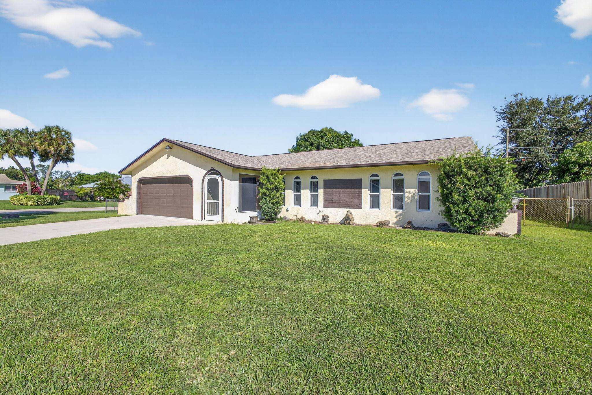 Lake Worth, FL 33467,142 W Palmetto RD