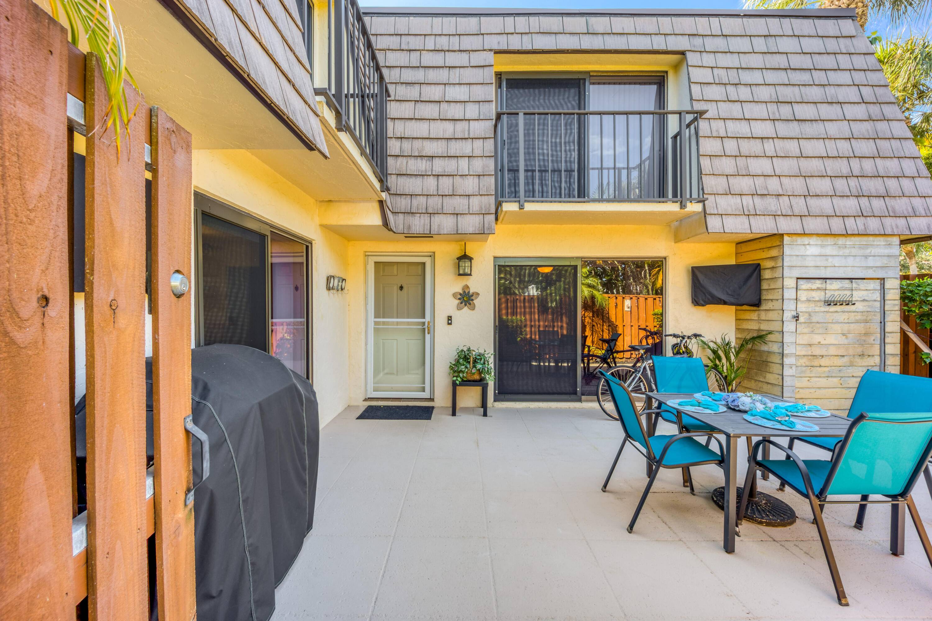 Jupiter, FL 33477,141 Ocean Cove DR