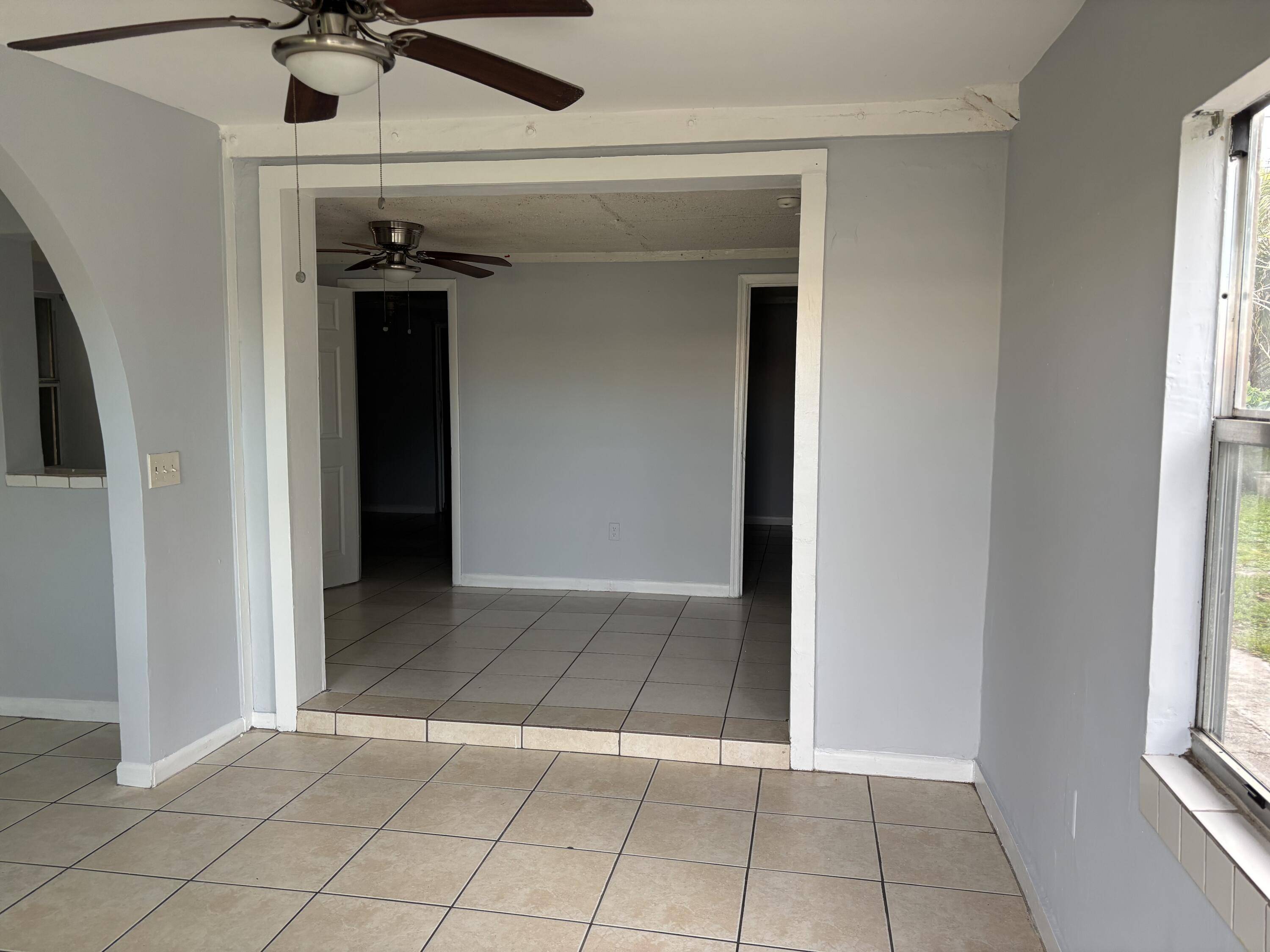 West Palm Beach, FL 33409,2848 Westgate AVE