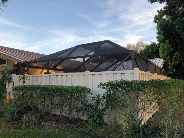 Palm Beach Gardens, FL 33418,5305 Eagle Lake DR