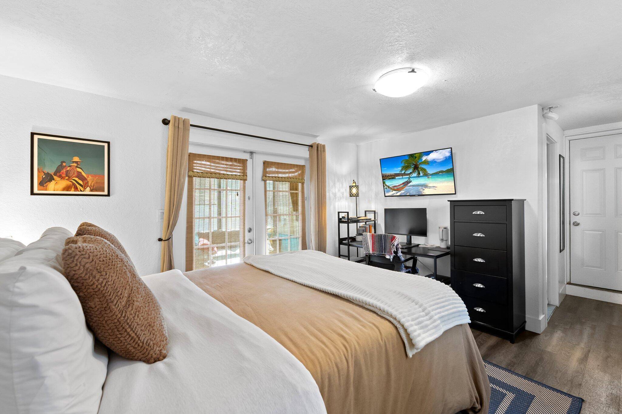 Fort Lauderdale, FL 33315,1140 SW 9th AVE