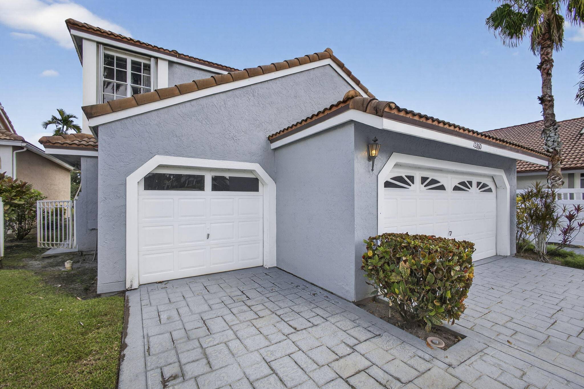 Palm Beach Gardens, FL 33418,12860 Touchstone PL