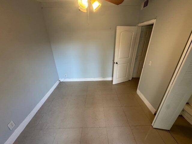 Boynton Beach, FL 33435,3180 Orange ST