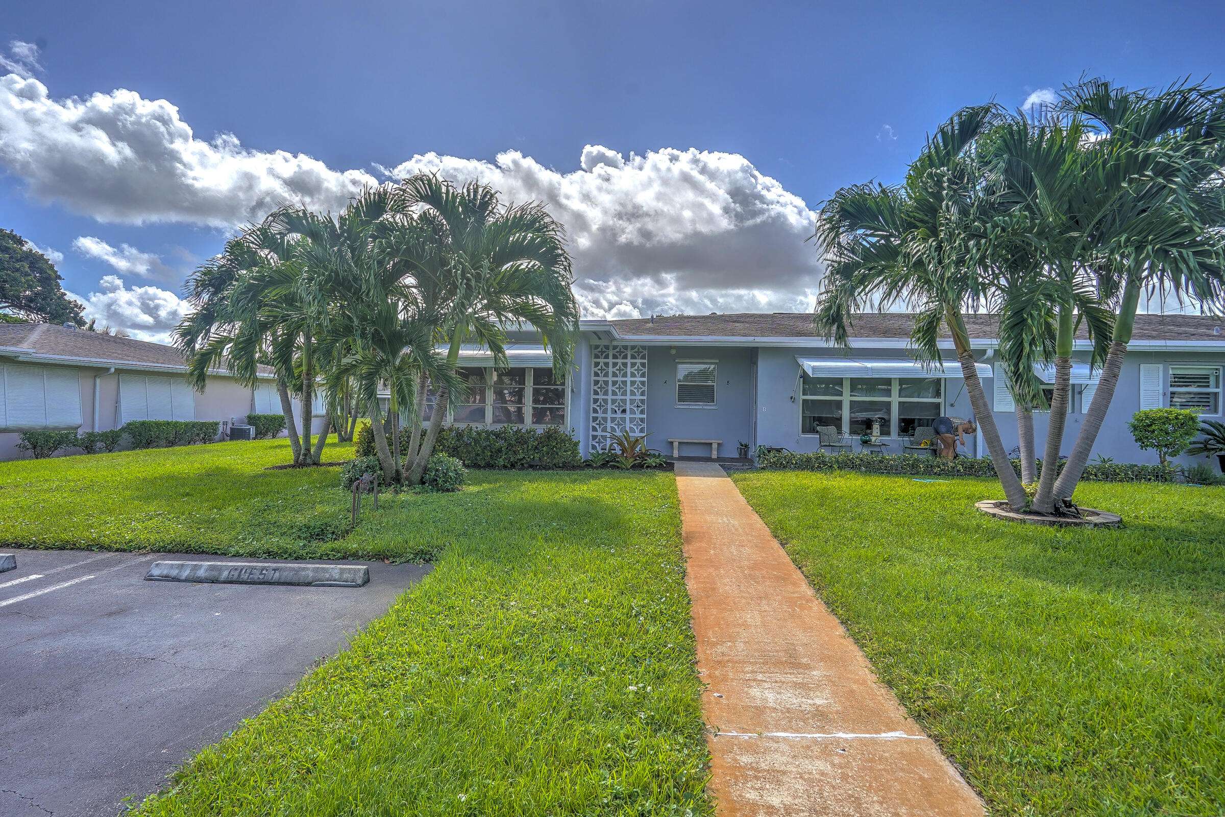 Boynton Beach, FL 33435,320 Main BLVD A