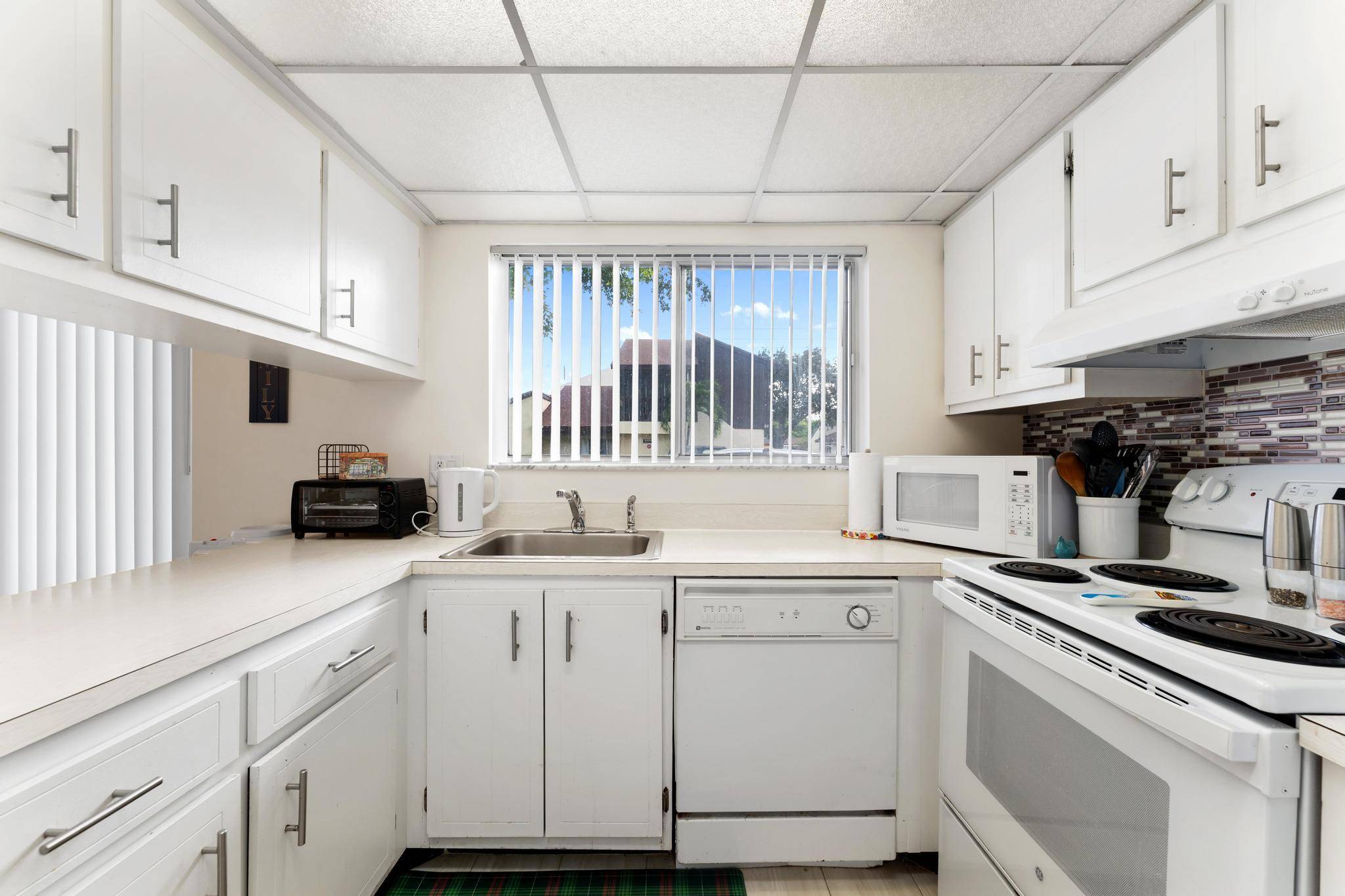 West Palm Beach, FL 33415,5312 Bosque LN 78