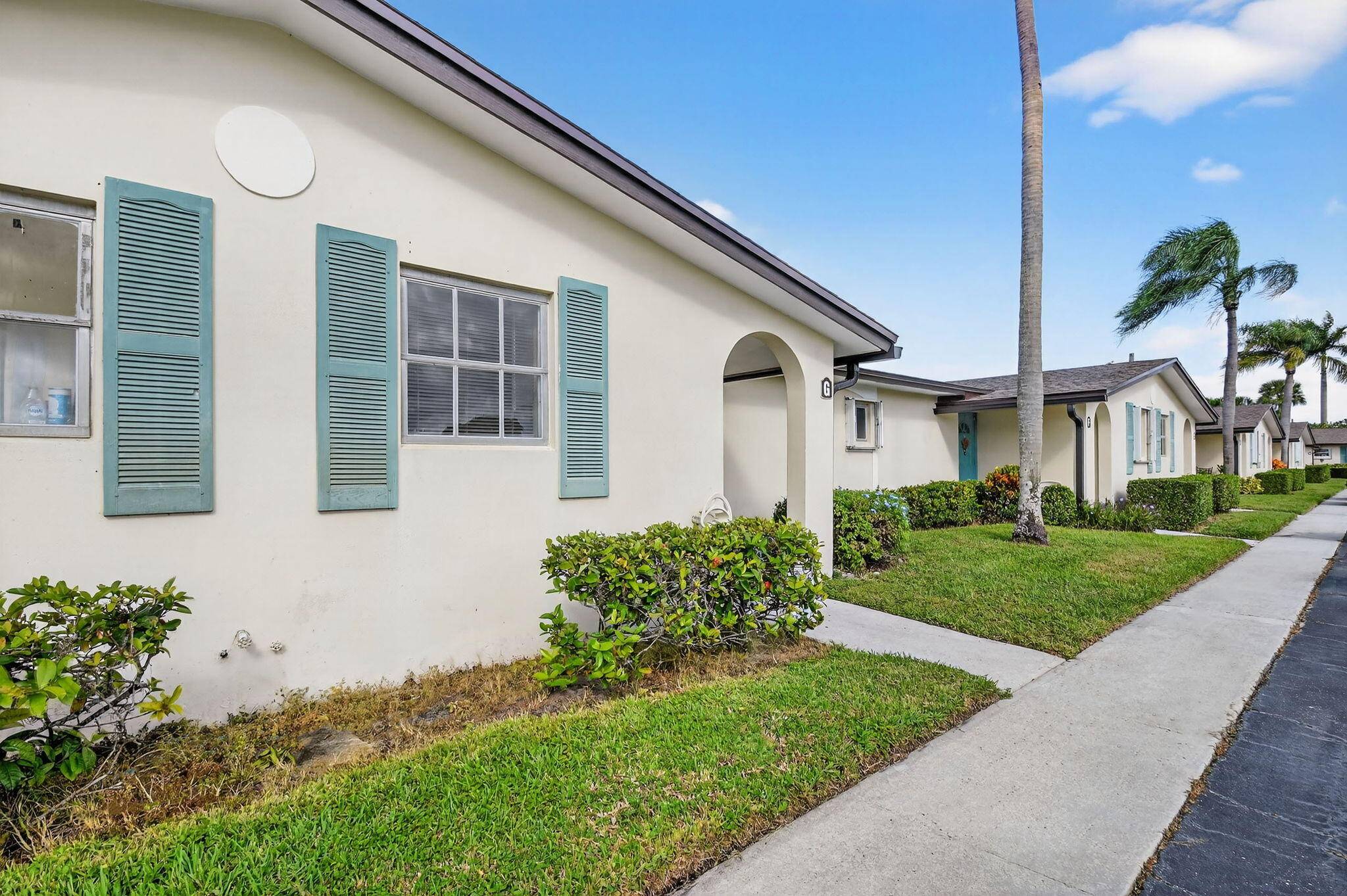 West Palm Beach, FL 33415,2965 W Ashley DR G