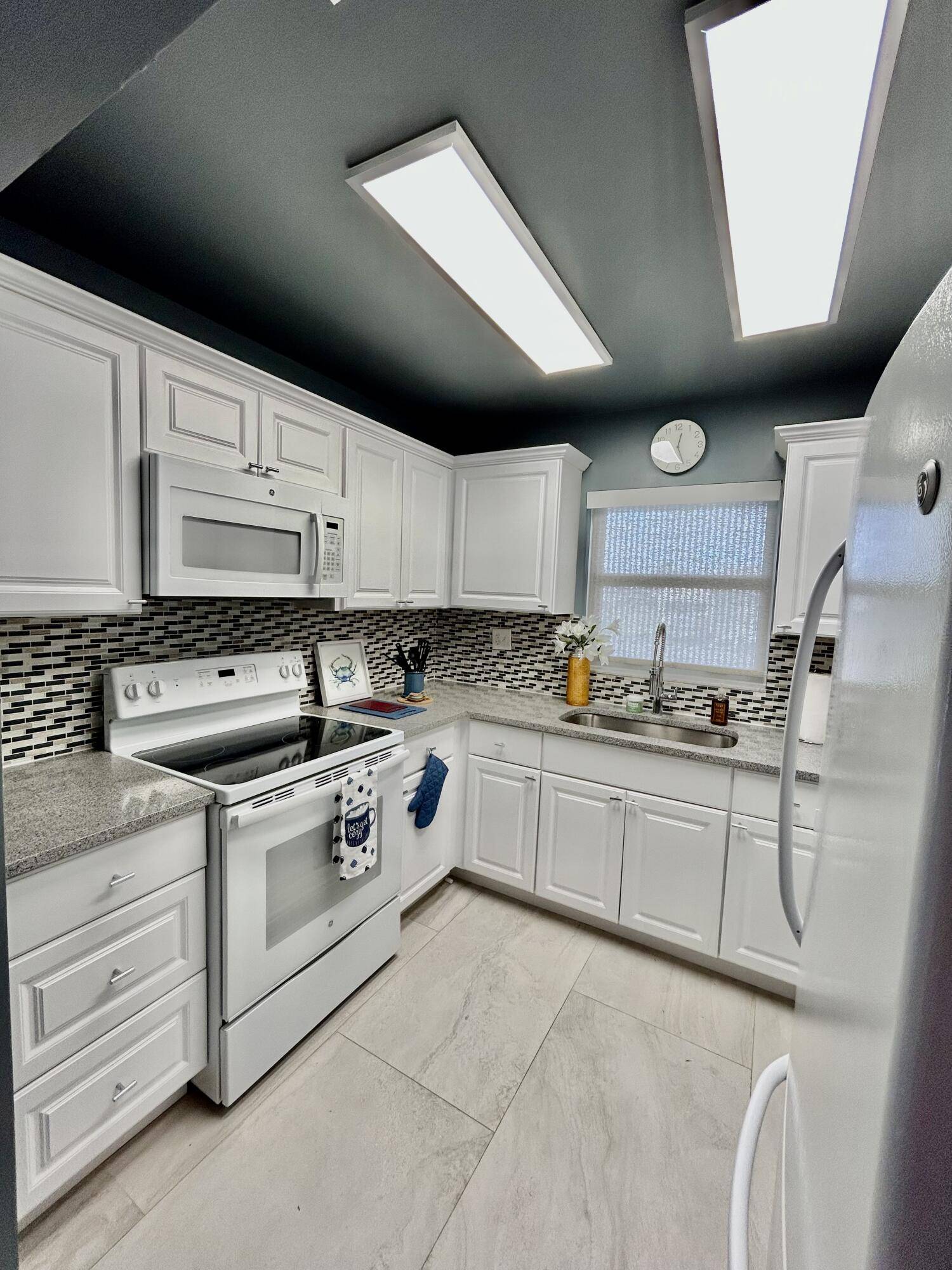 Delray Beach, FL 33484,5289 Lakefront BLVD D