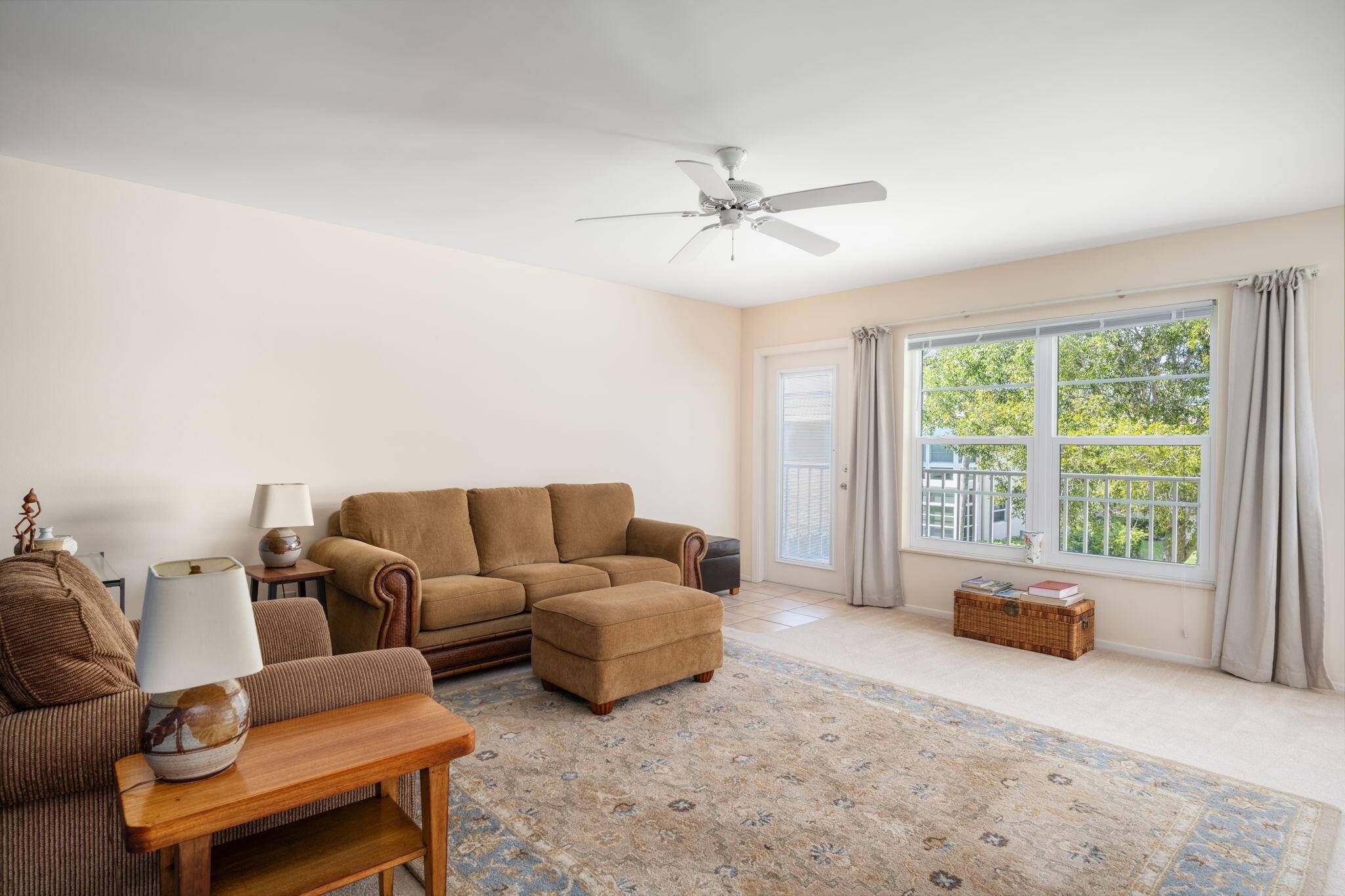 Vero Beach, FL 32962,40 Vista Gardens TRL 202