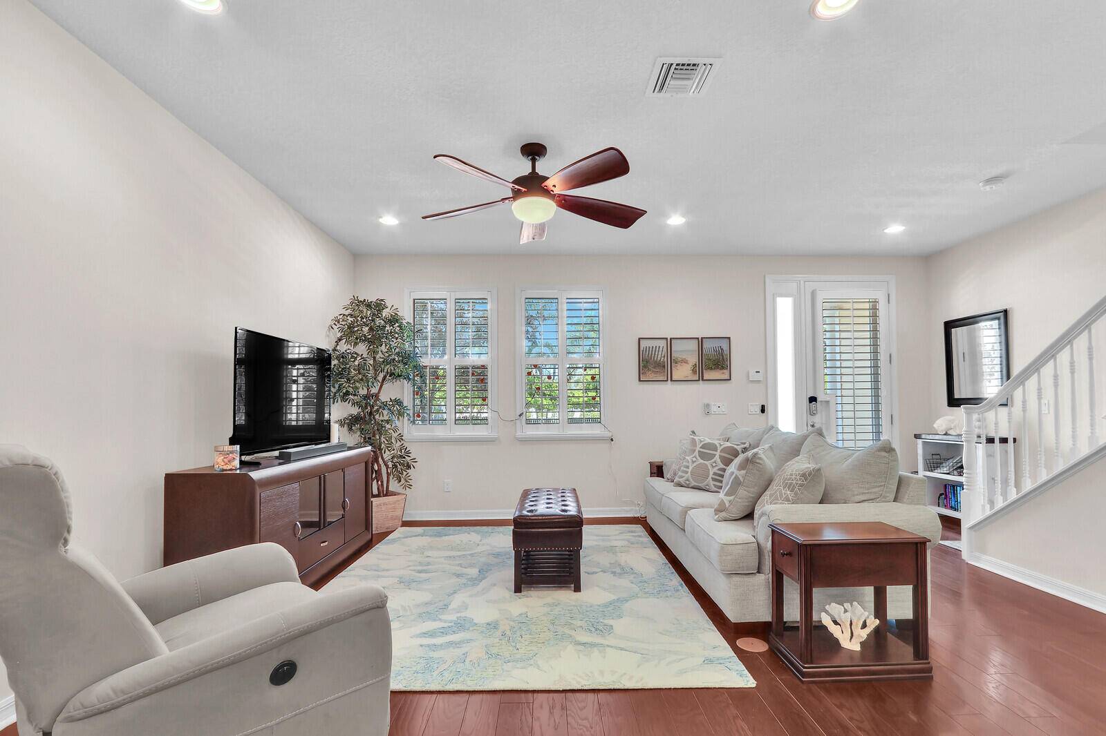 Jupiter, FL 33458,1208 S Community DR