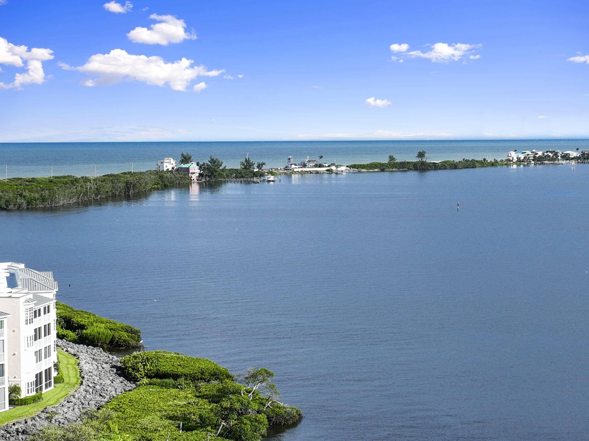 Stuart, FL 34996,5750 NE Island Cove WAY 3203