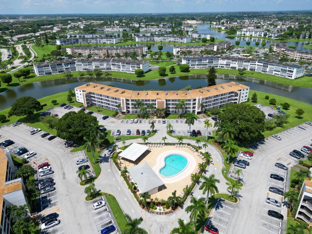 Boca Raton, FL 33434,2044 Hythe C